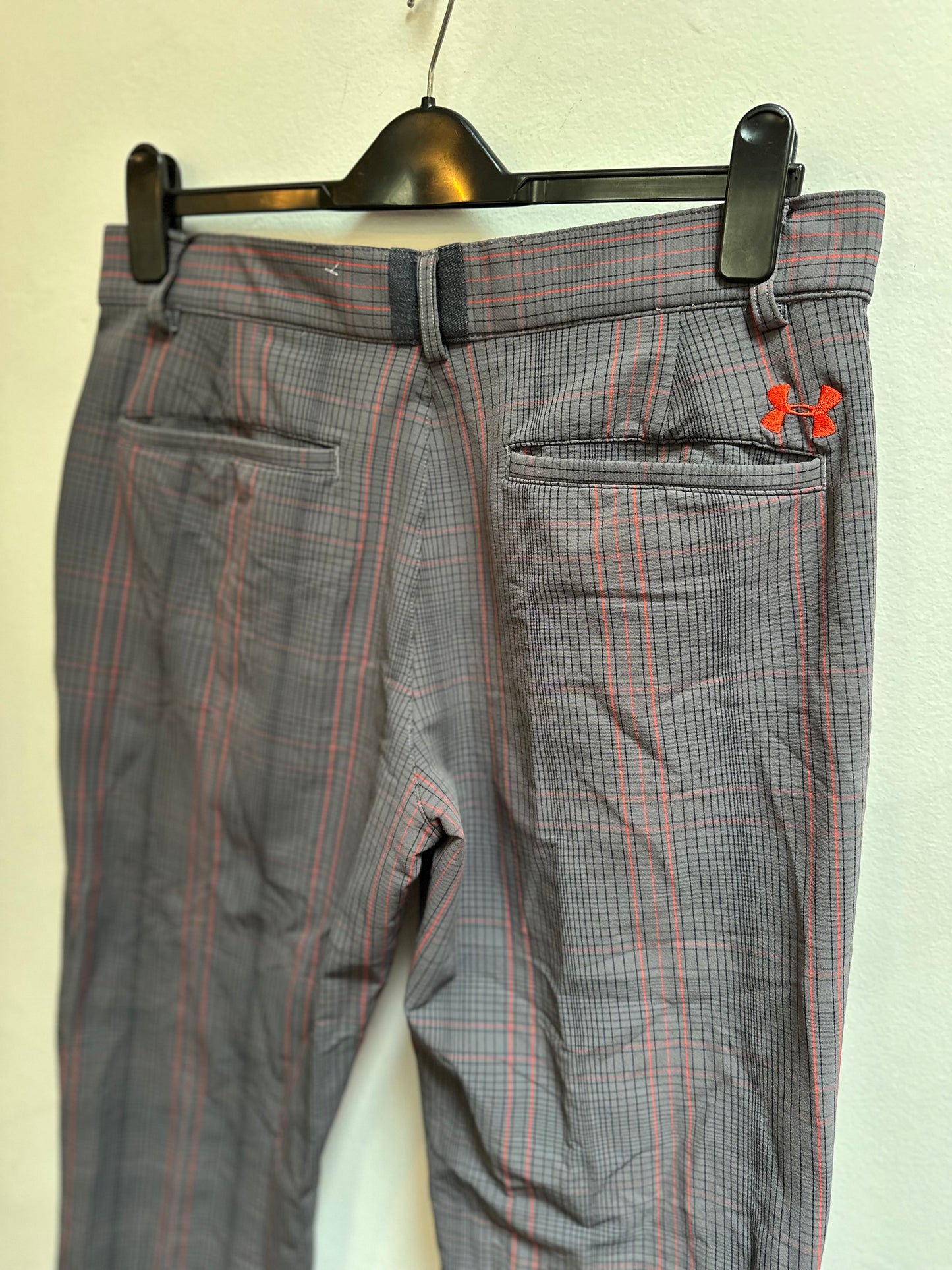 Under Armour Golf Trousers Size 34/32