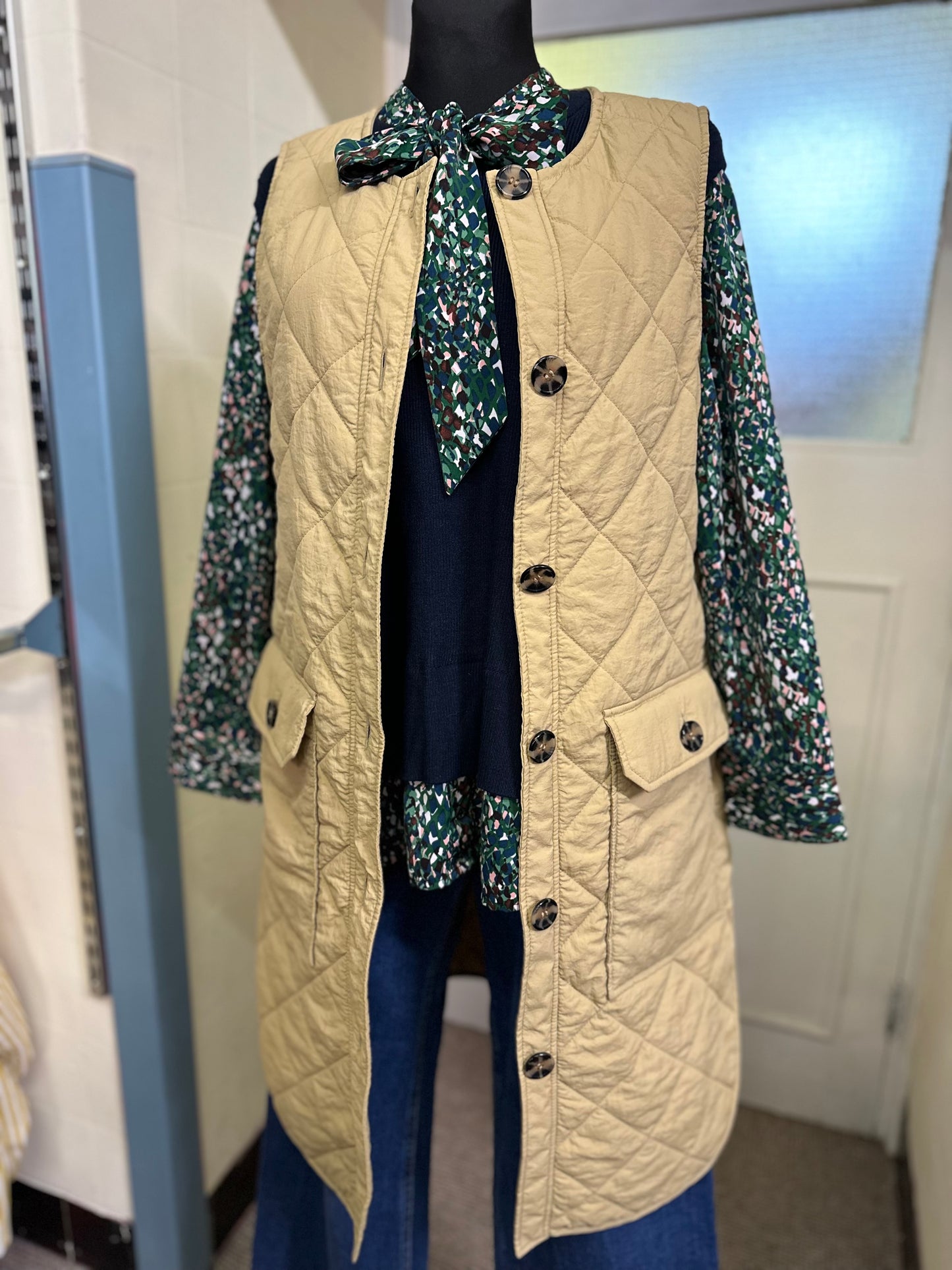 Vila Beige Gillet Size 12