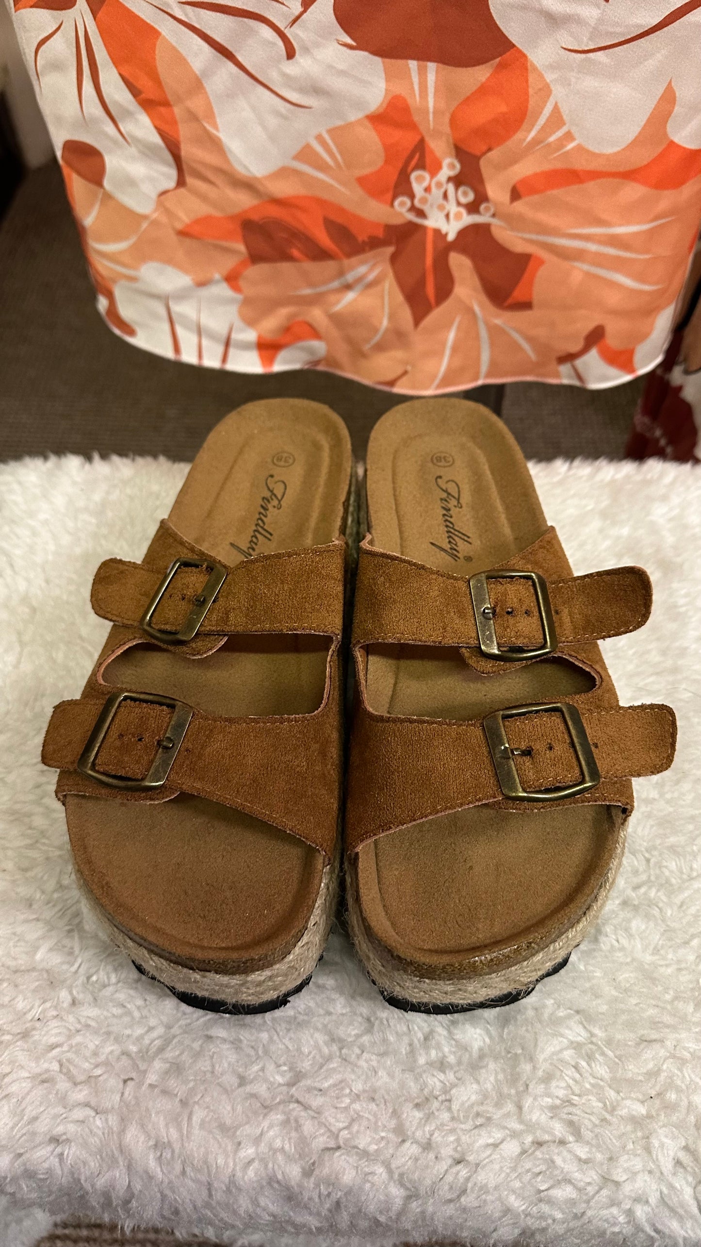 Findlay Buckle Platform Sandals Size 5
