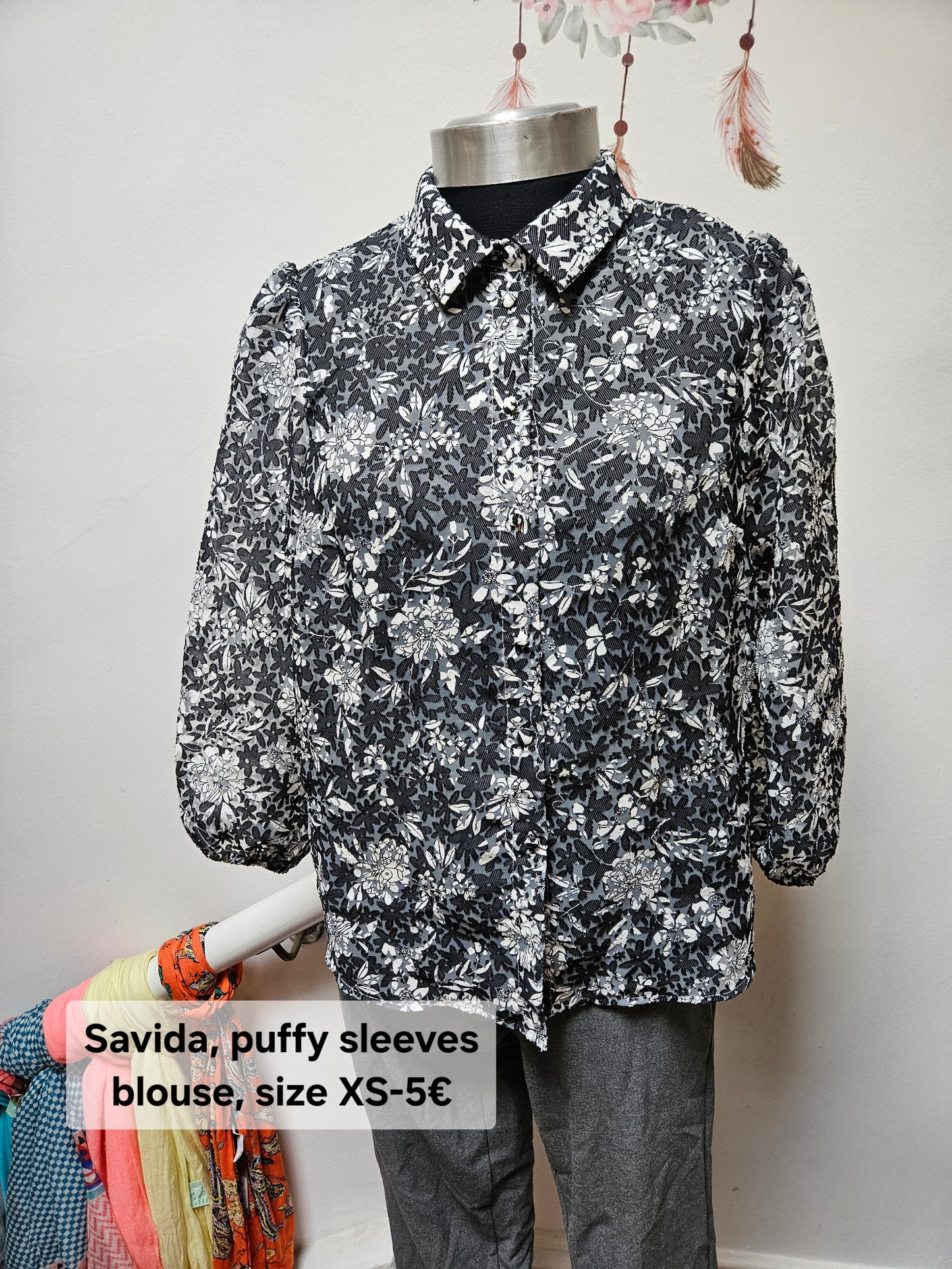 Savida, puffy sleeves blouse, size XS