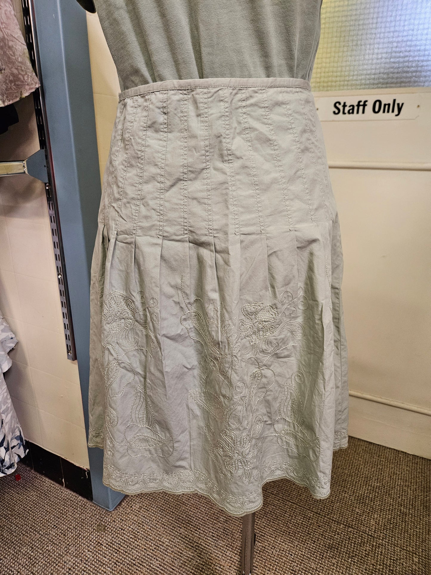 Principles petite, cotton, embroidered skirt, size 8