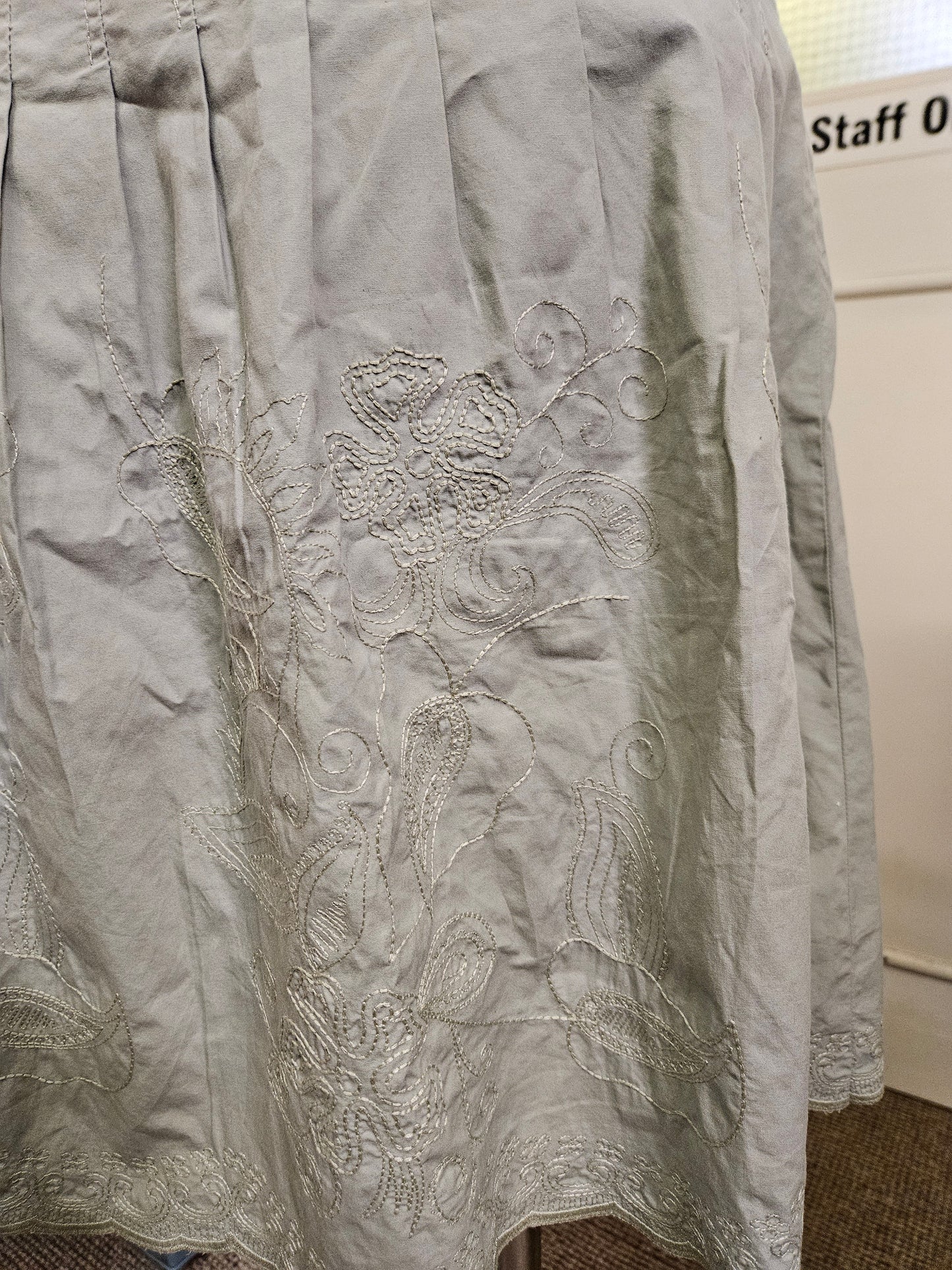 Principles petite, cotton, embroidered skirt, size 8