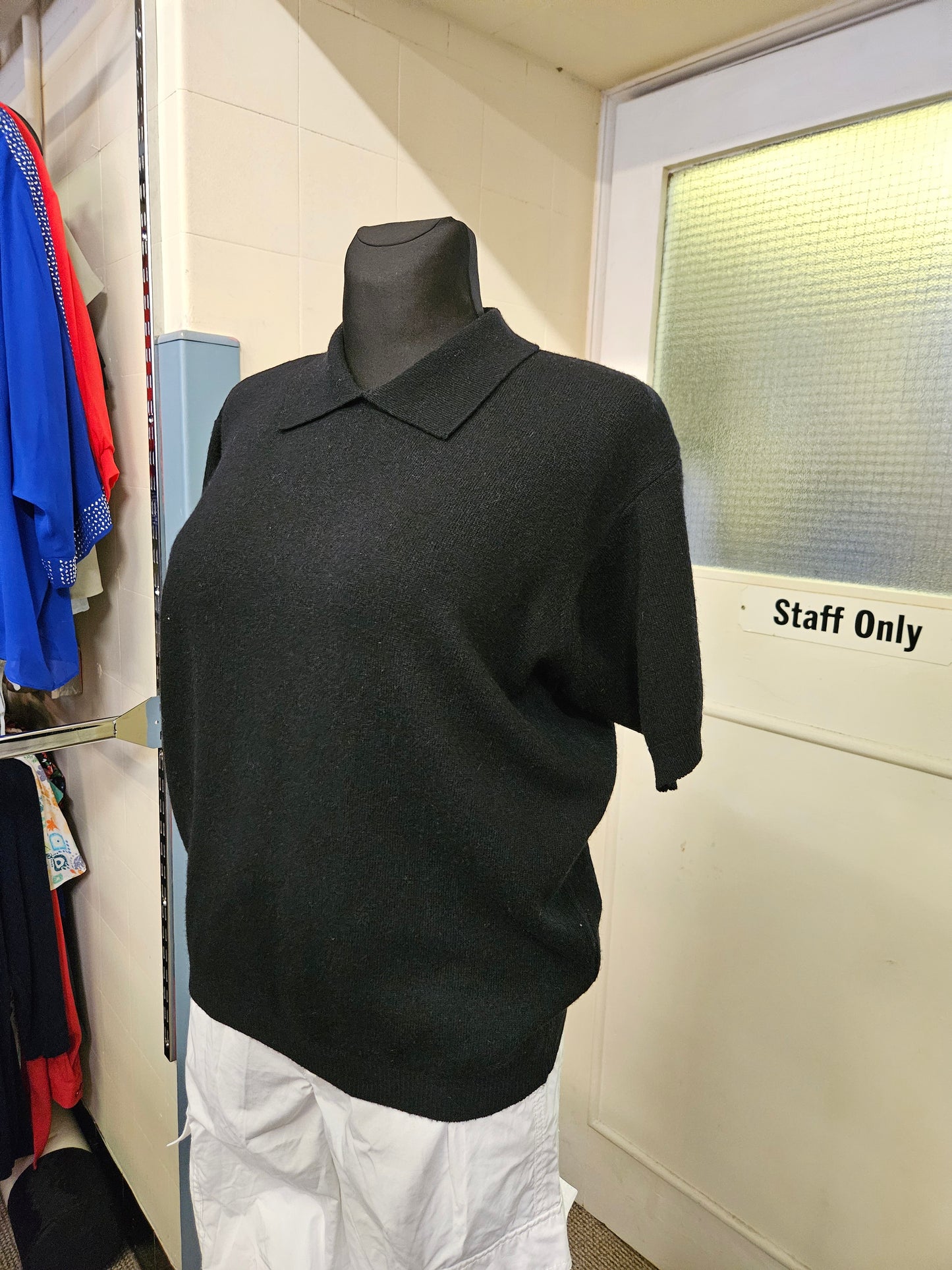 St Bernard, wool blend top, black, size 14/16