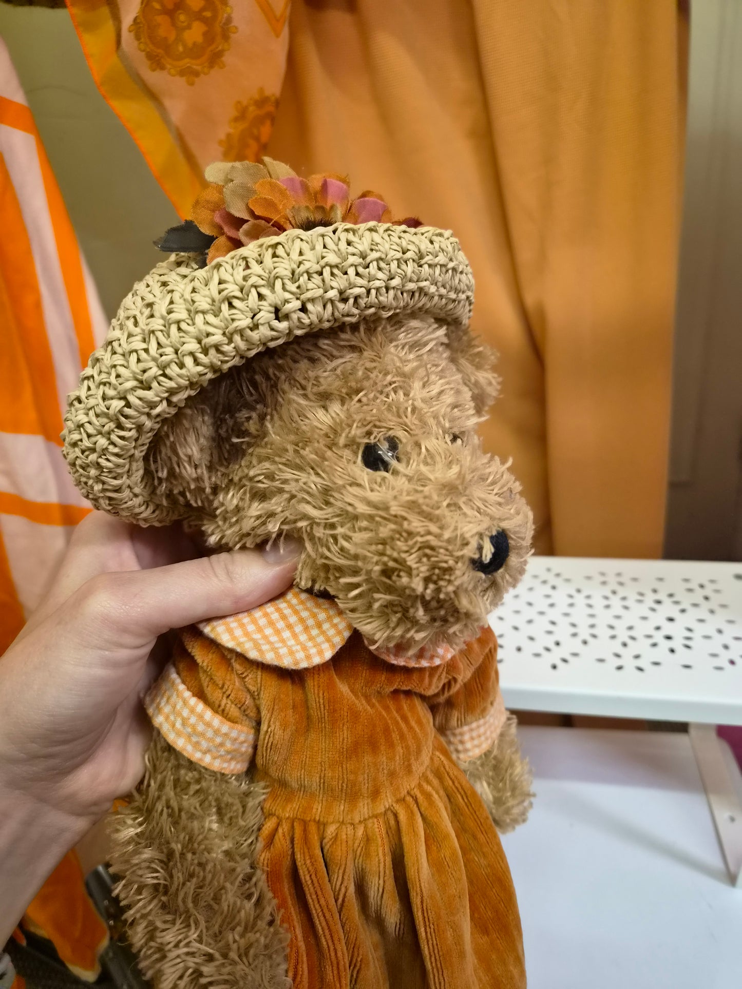 Settler bears, collectible vintage-style plush teddy bear styled in an autumn theme