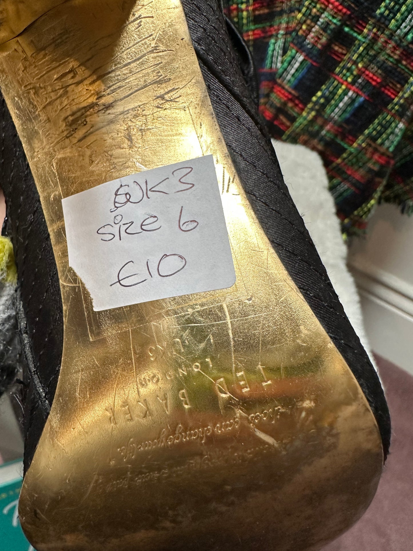 Designer Ted Baker Black Bow Heels Size 6