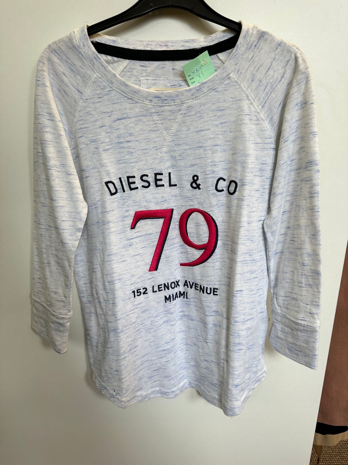Diesel Top Size XS or Age 13-14