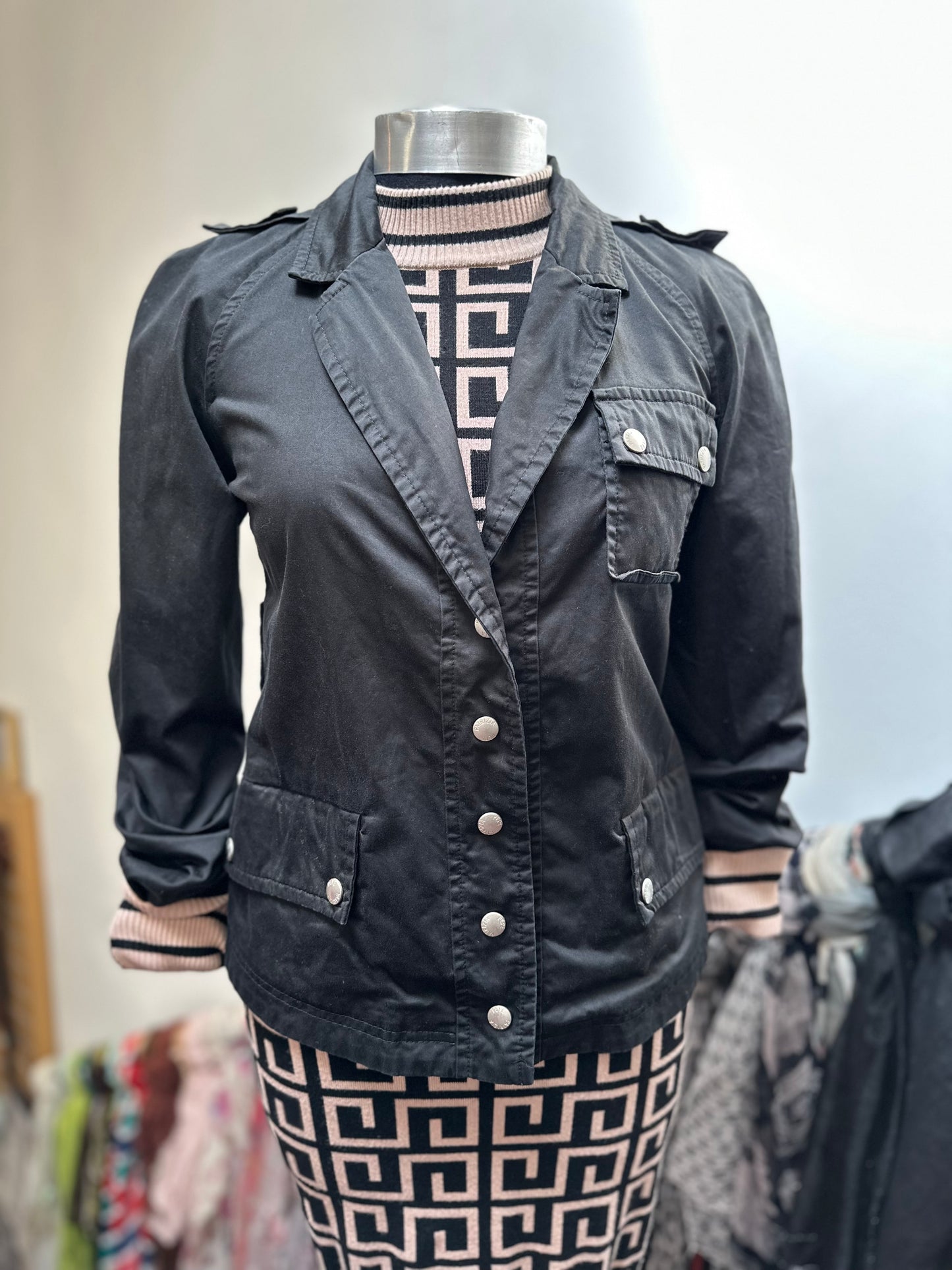 Designer Patrizia Pepe Firenze Military Style Light Jacket, Best Fit Size 8, 96% Cotton, 4% Elastan No Belt
