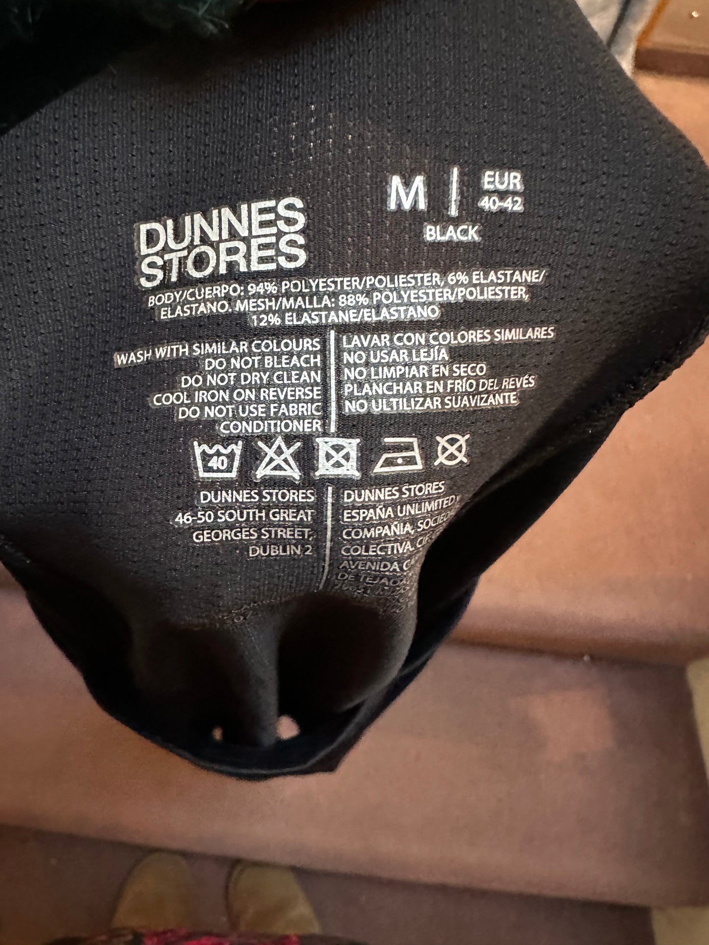 Dunnes Sports Top Size M