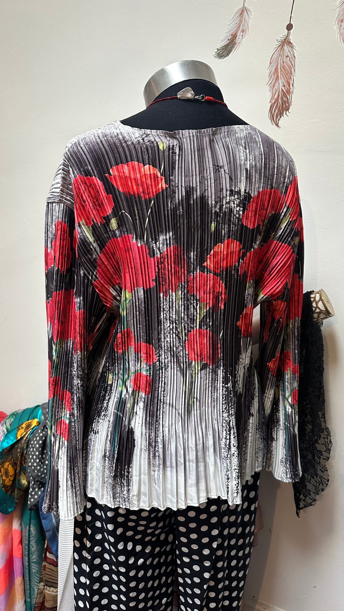Leo & Ugo Poppy Plissé Top Best Fit Size M/L