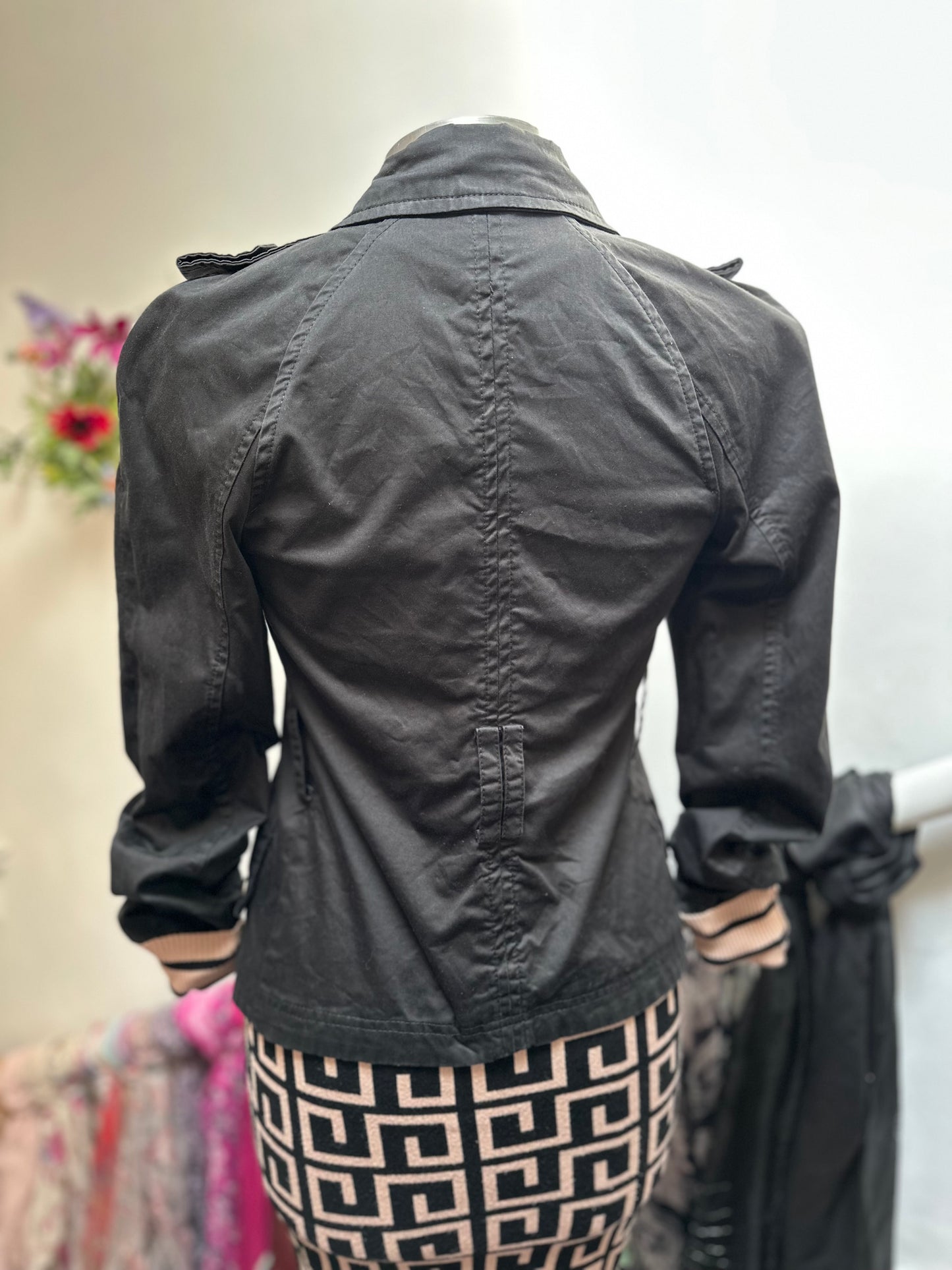 Designer Patrizia Pepe Firenze Military Style Light Jacket, Best Fit Size 8, 96% Cotton, 4% Elastan No Belt