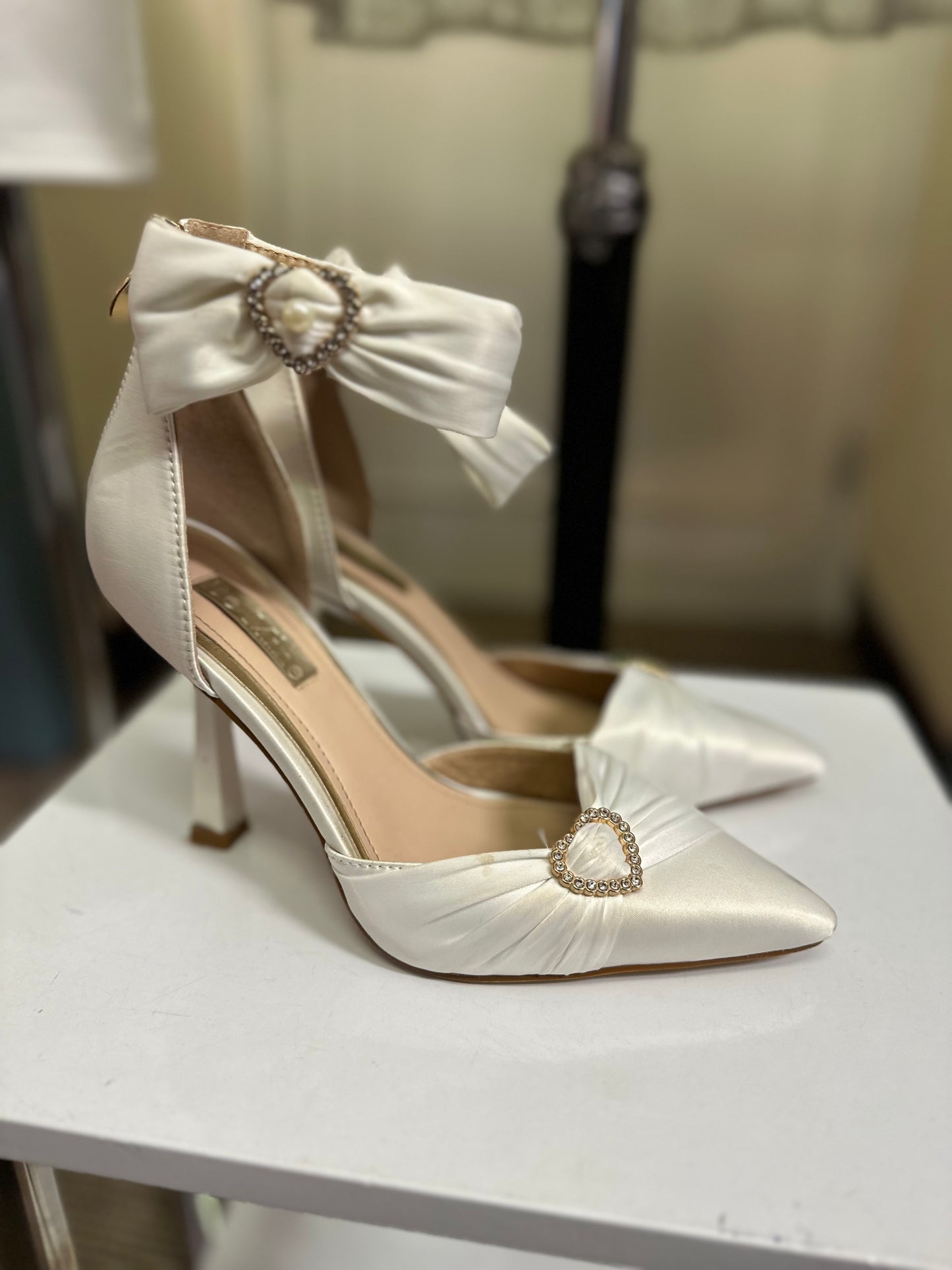 Be Mine White Heels Size 4