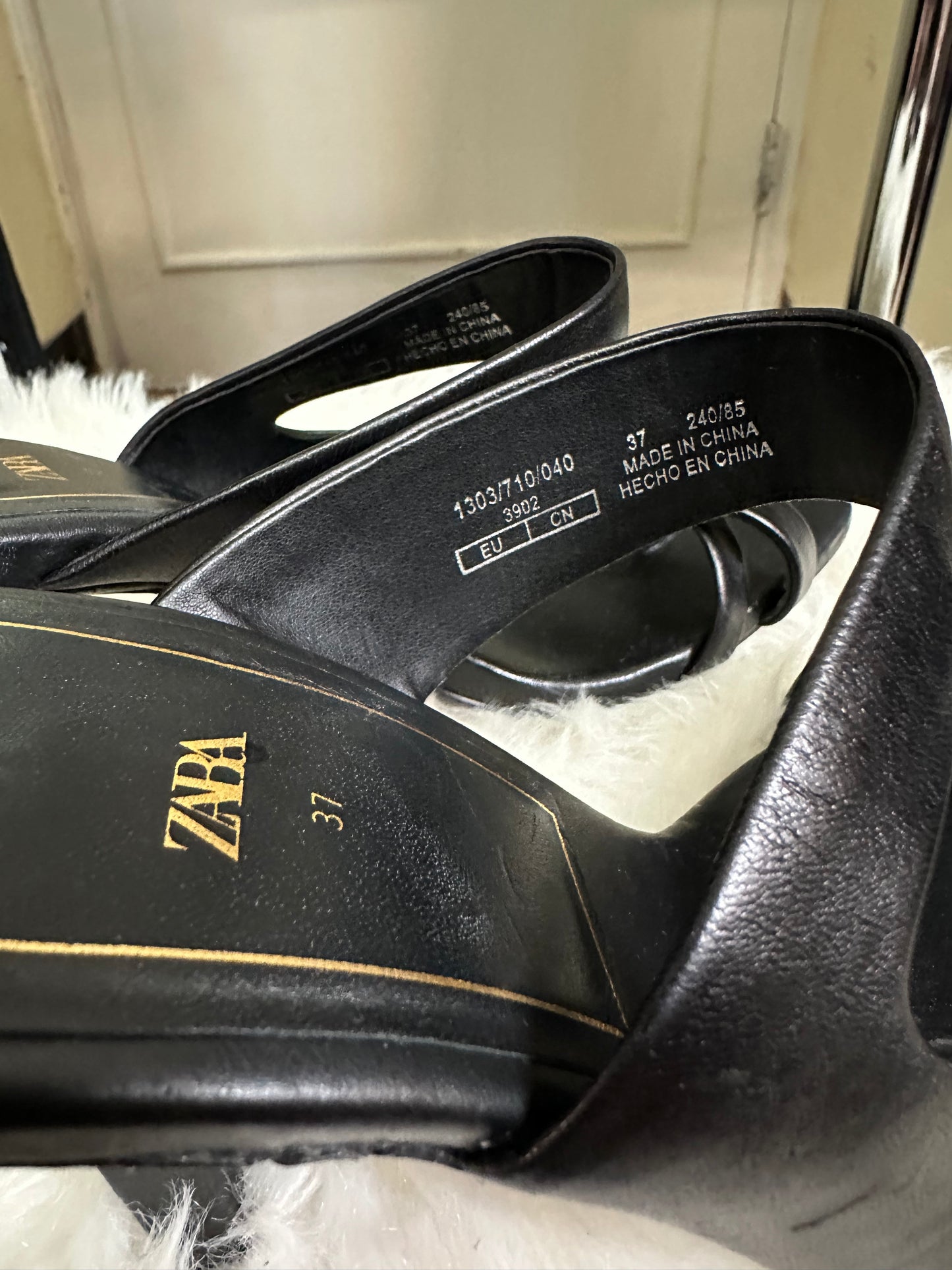 Zara Leather Mules Size 4