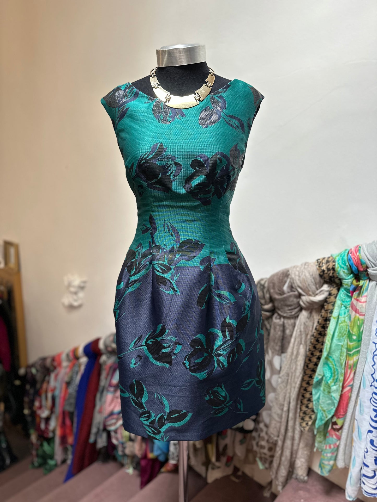 Designer Vince Camuto Cocktail Dress Best Fit Size 8/10