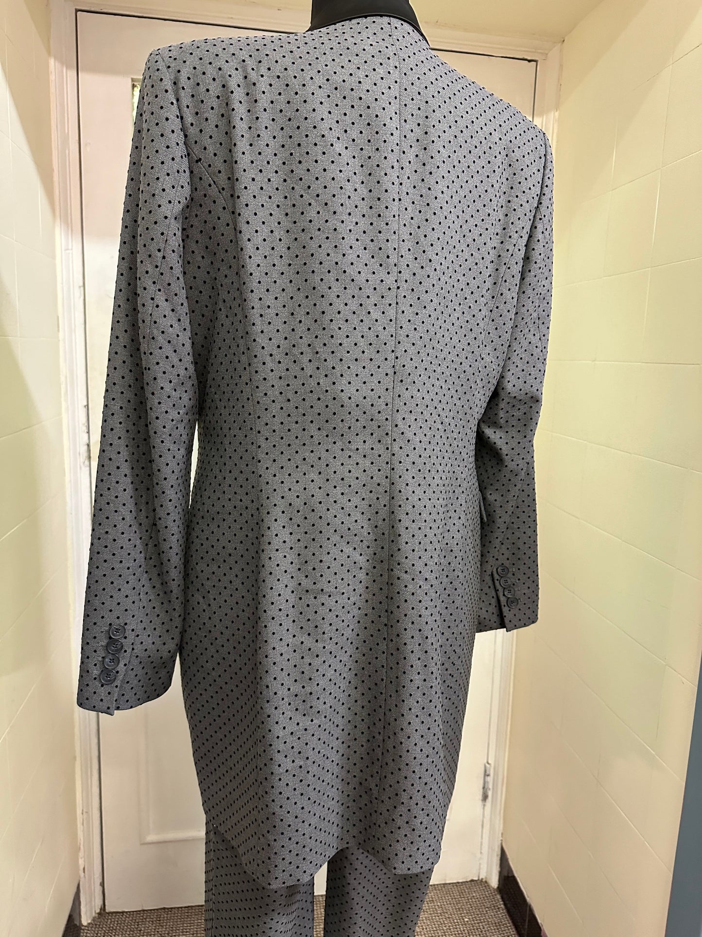 Ana Sousa, Vintage Designer 2 Piece Suit, New with Tags, Size 14