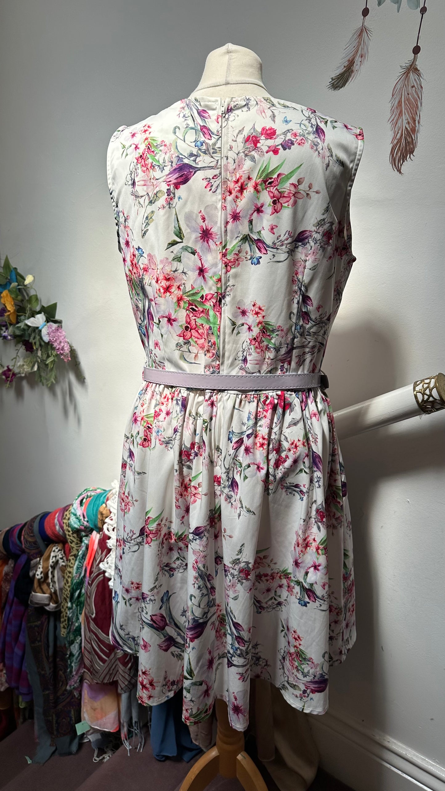 Lindy Bop Lavender Floral Dress Size 16