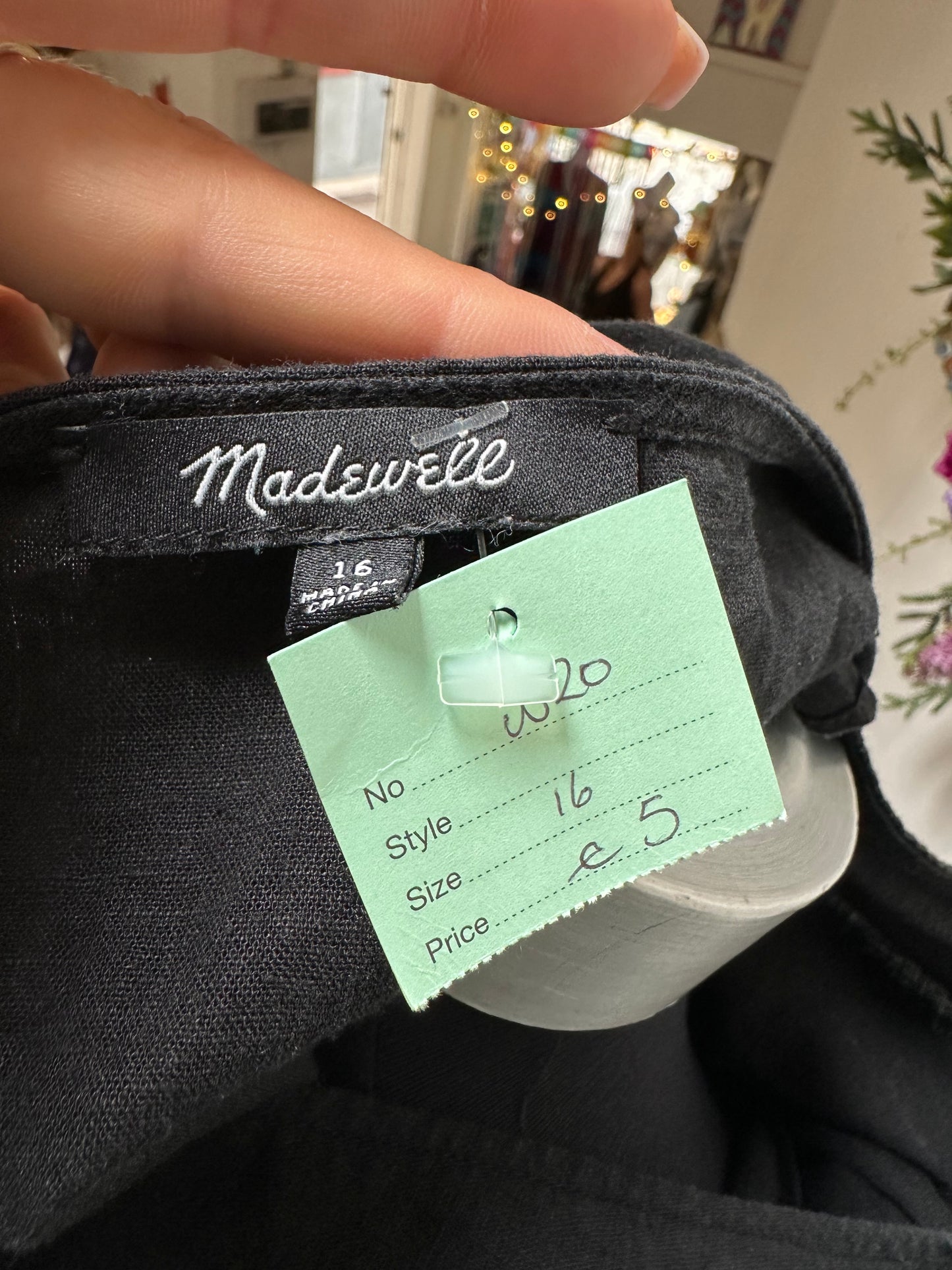 Madewell Black Linen Blend Top Size 16