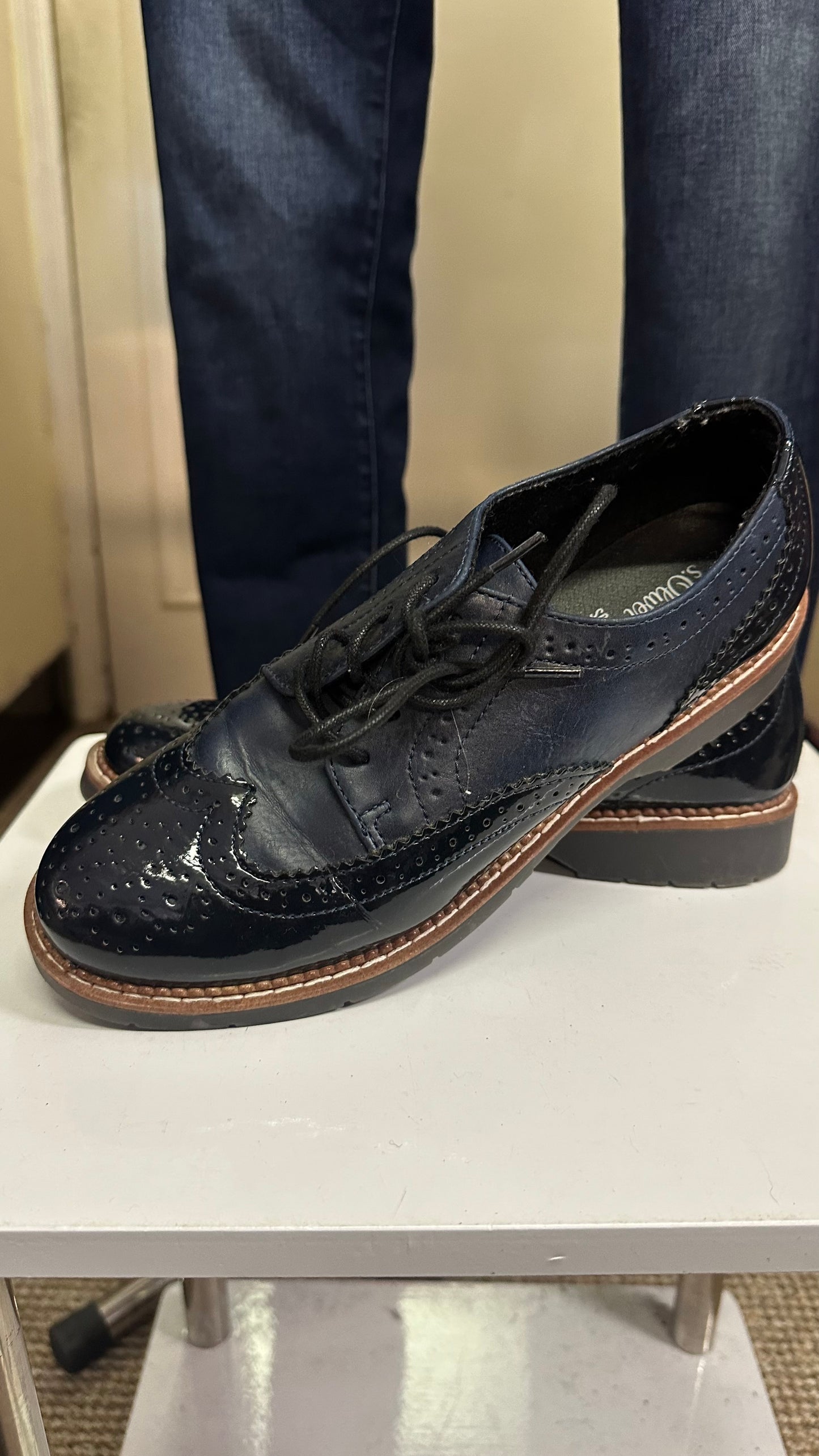 S. Oliver Navy Brogues Size 5