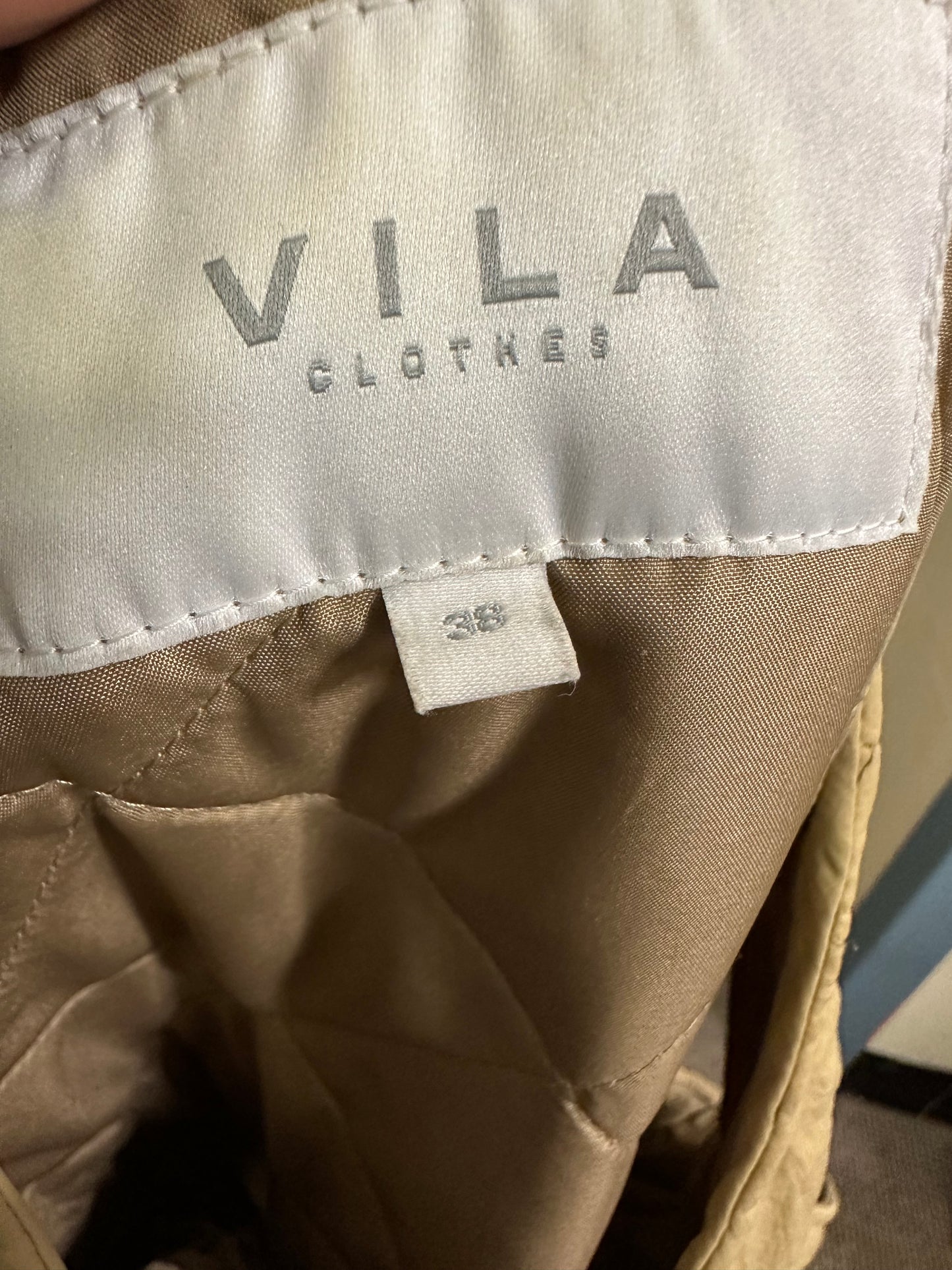 Vila Beige Gillet Size 12