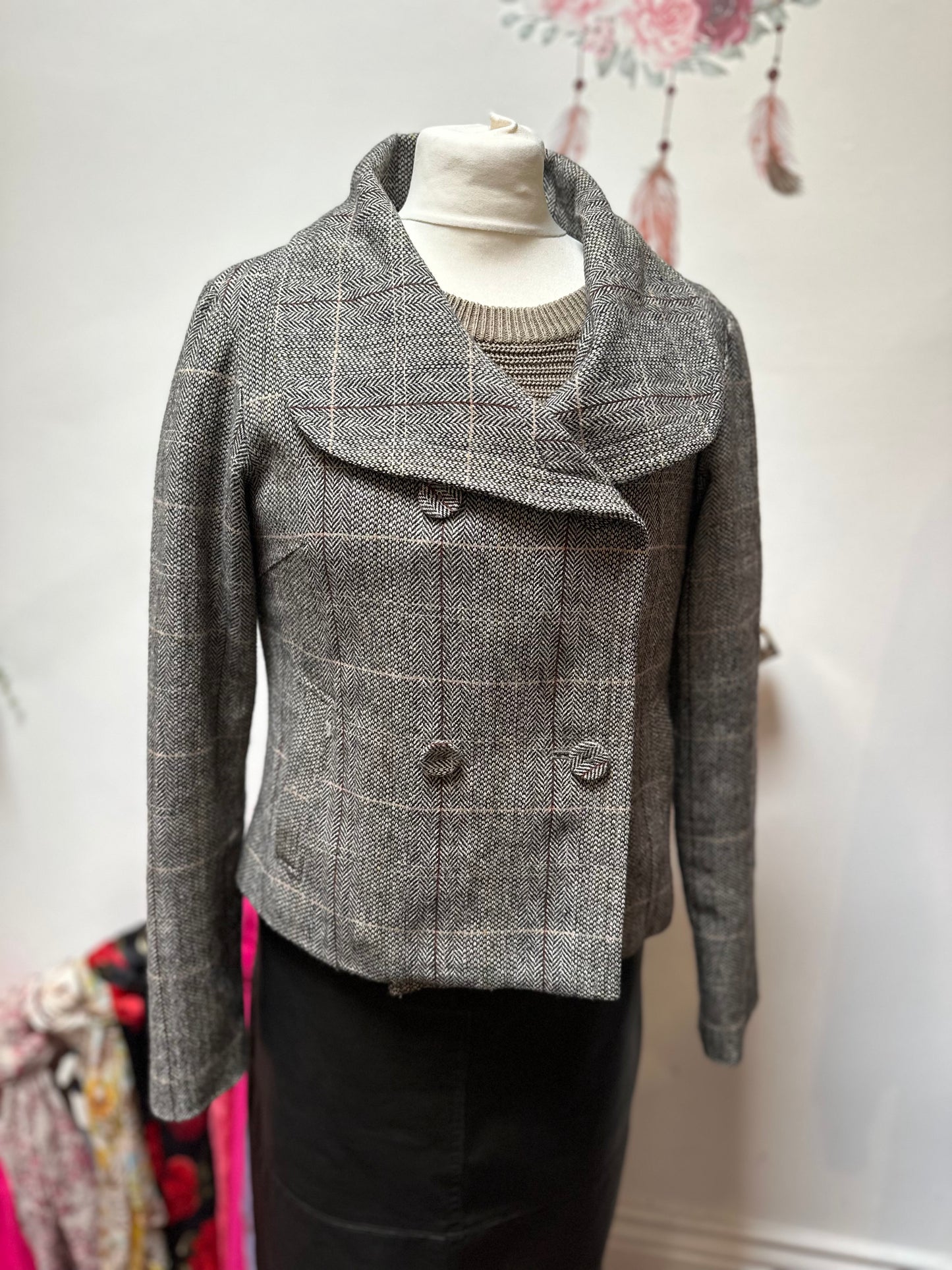 Illusion Wool Blend Blazer Best Fit Size 10/12 Needs a stitch on rear