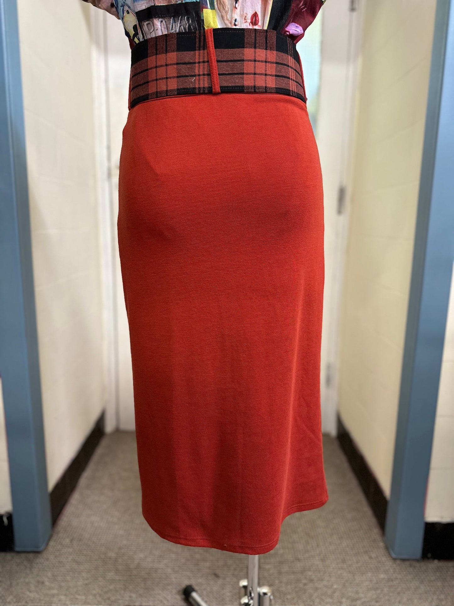 Glamorous Cognac Coloured Pencil Skirt, Size 8, Belt Not Included