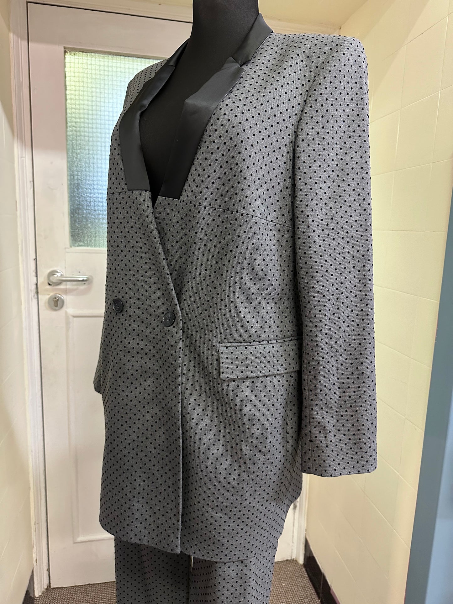 Ana Sousa, Vintage Designer 2 Piece Suit, New with Tags, Size 14