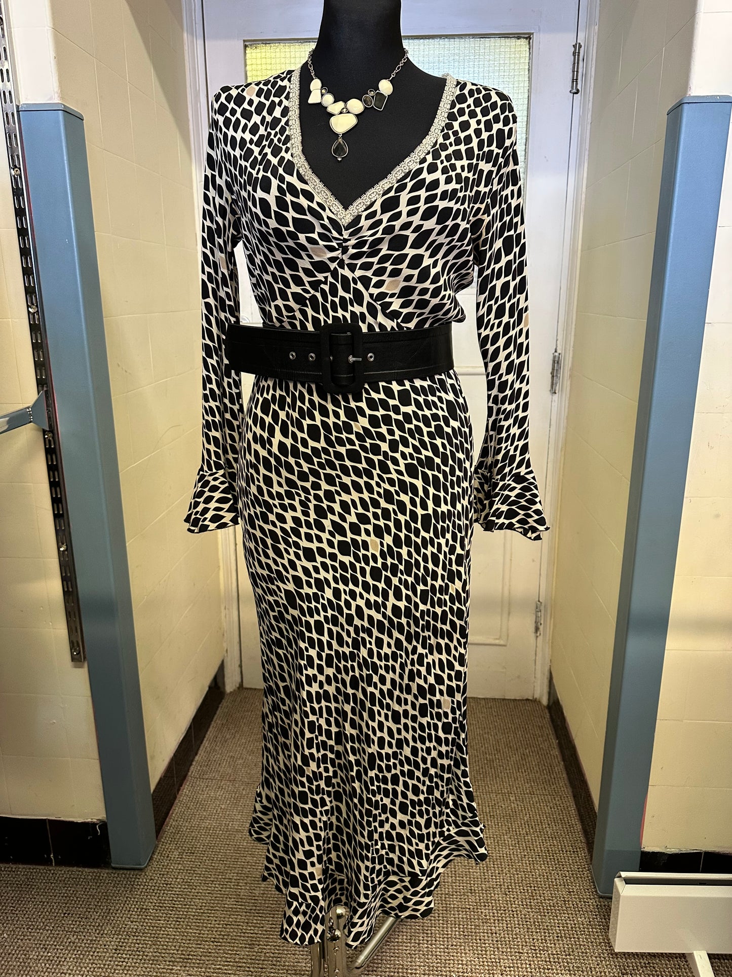 Reversible Black Waist Belt Size XS/S
