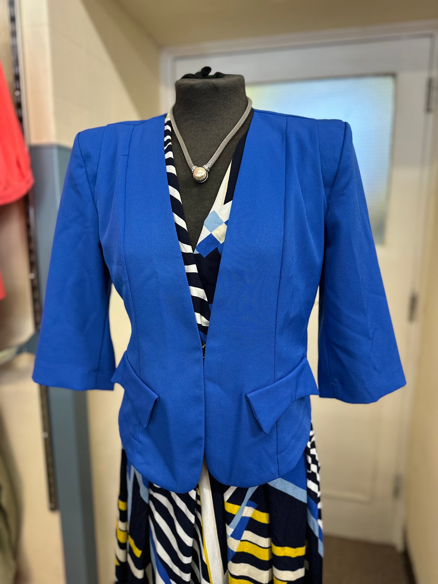 Marc Angelo Cropped Blazer Size 12
