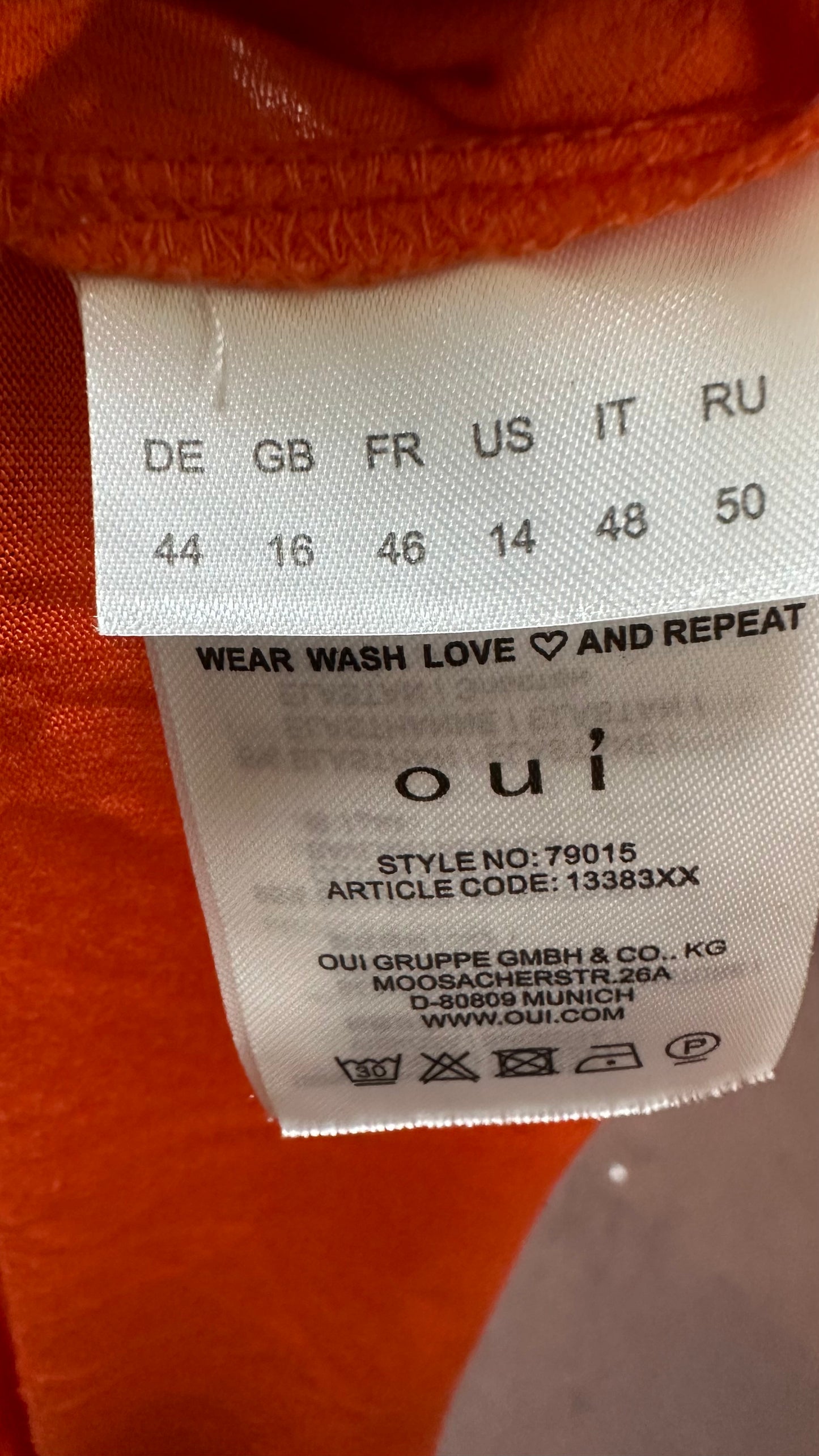 Oui Orange Top Size 16