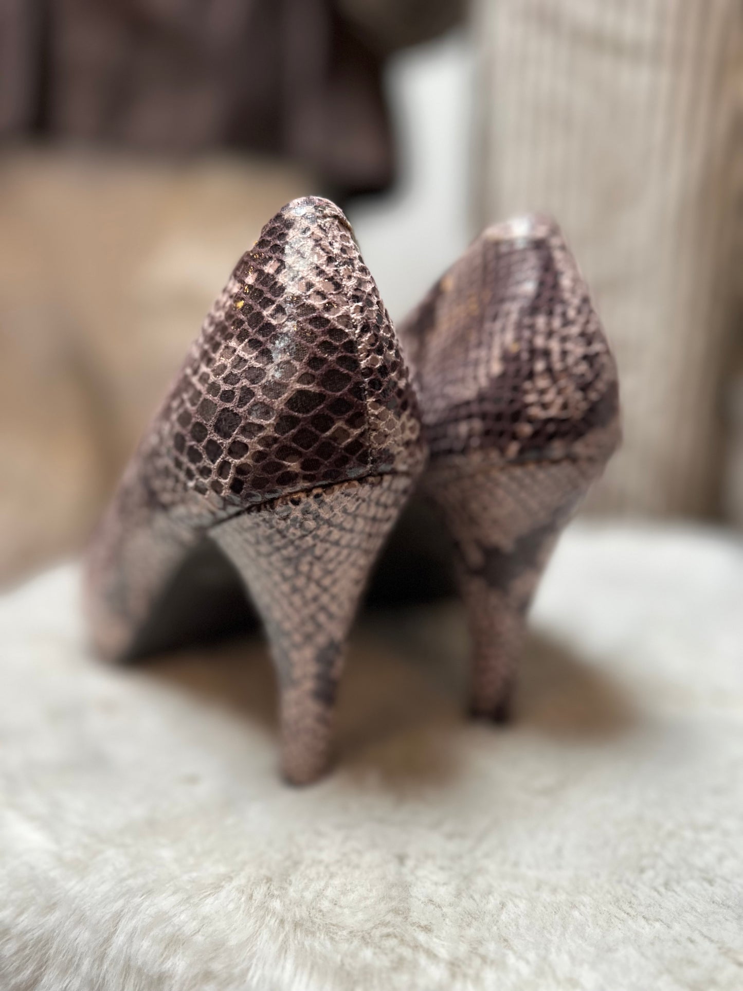 Snakeskin Style Heels Size 4.5