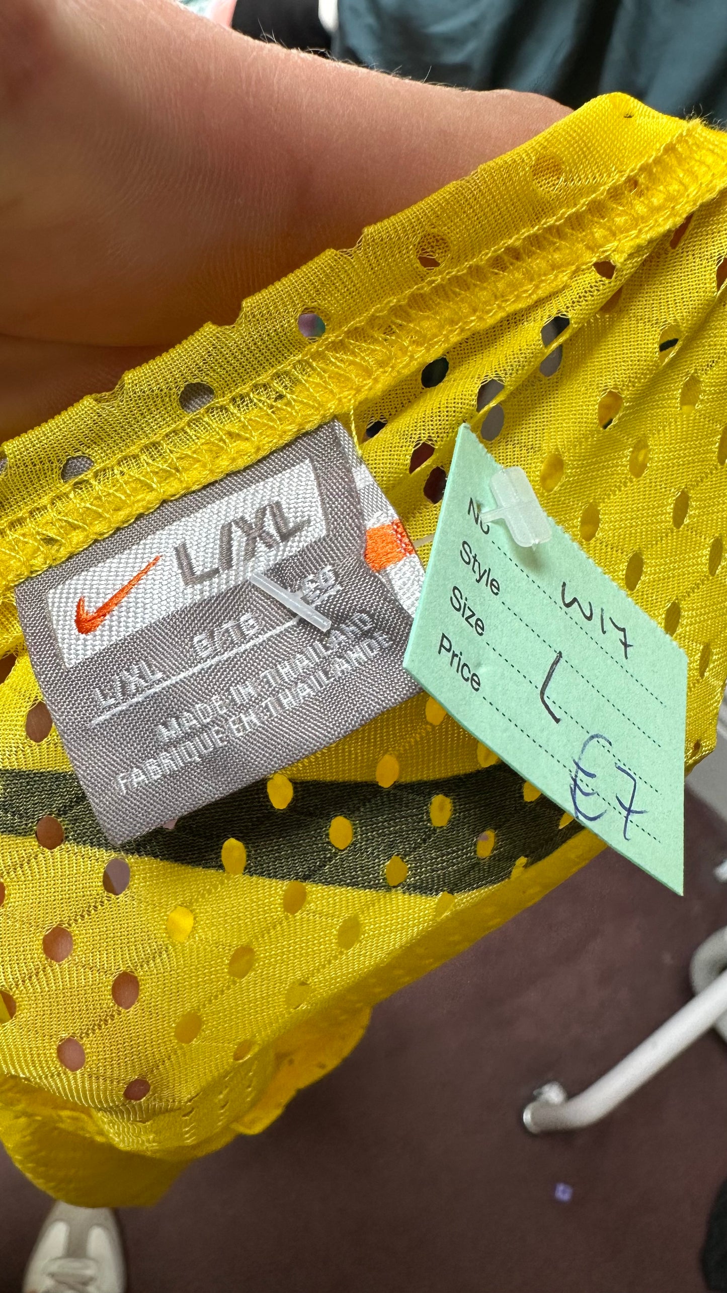 Nike Yellow Training Bob Size L/XL