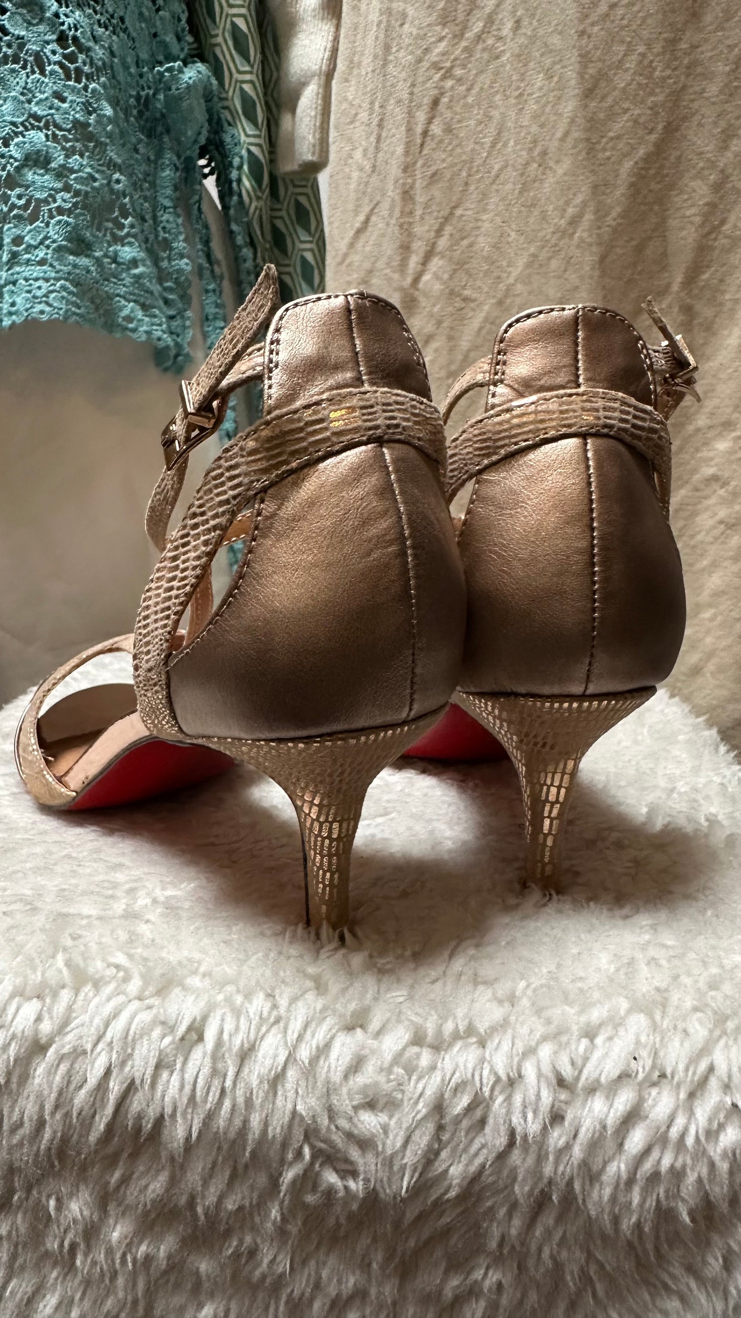 Kate Appleby Bronze Low Heels Size 6.5 (EU 40)