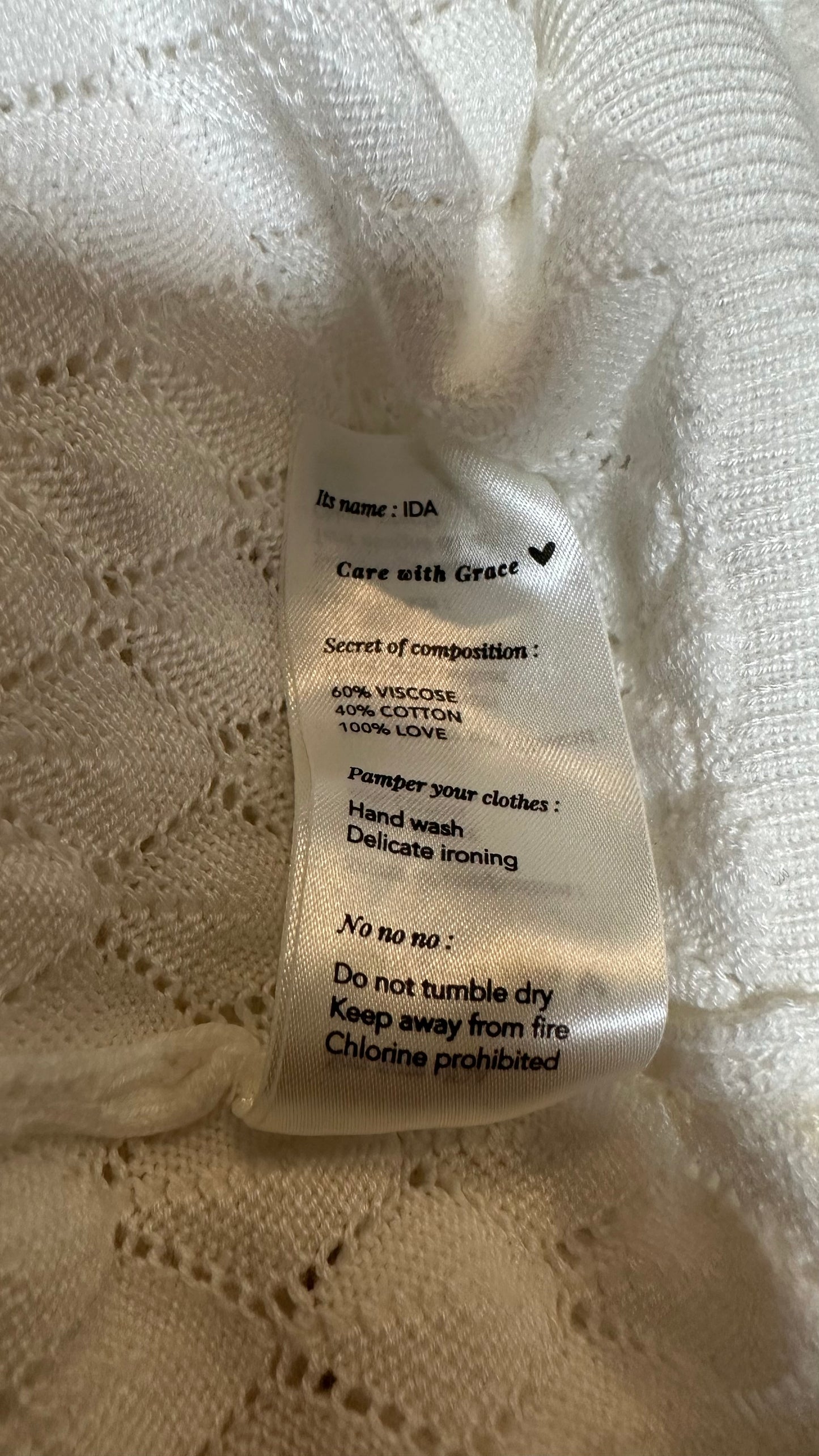 Grace & Mila Pretty White Sweater Size S