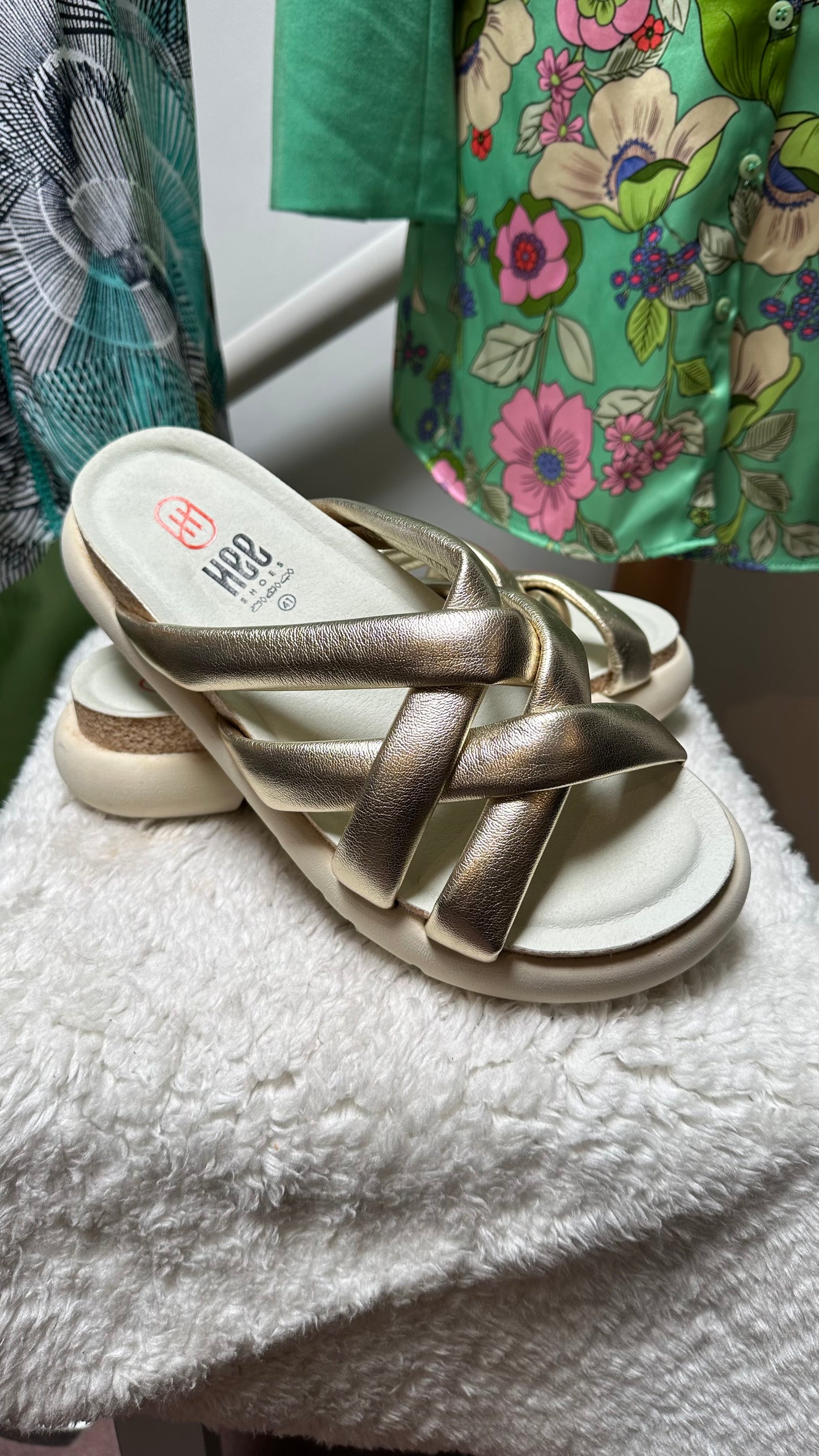 Designer Hee Chunky Gold Leather Saldals Wide Fit Size 41