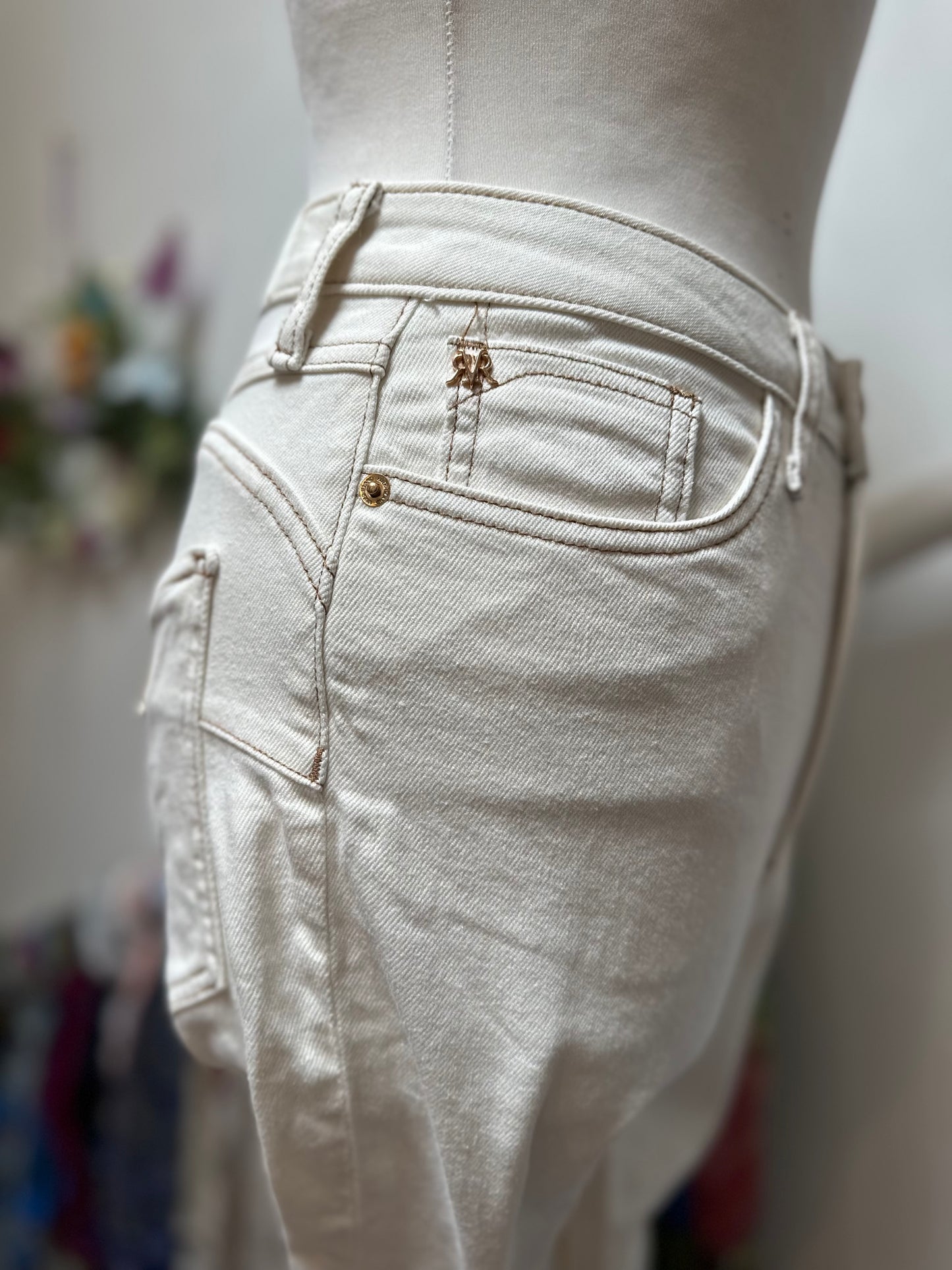 River Island Cream Jeans Size 10