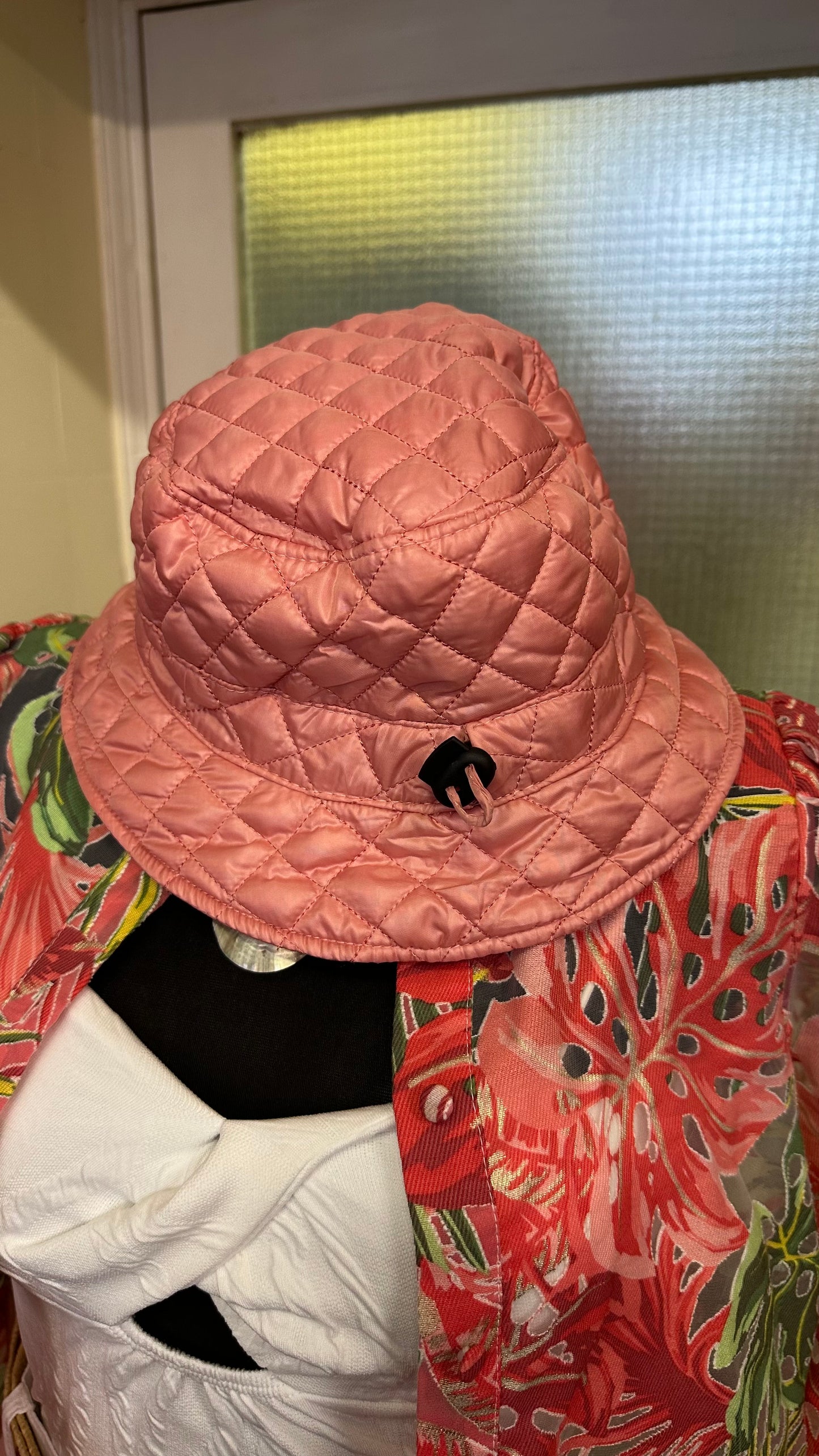 Salmon Quilted Bucket Hat Circumference Size 59cm (L)