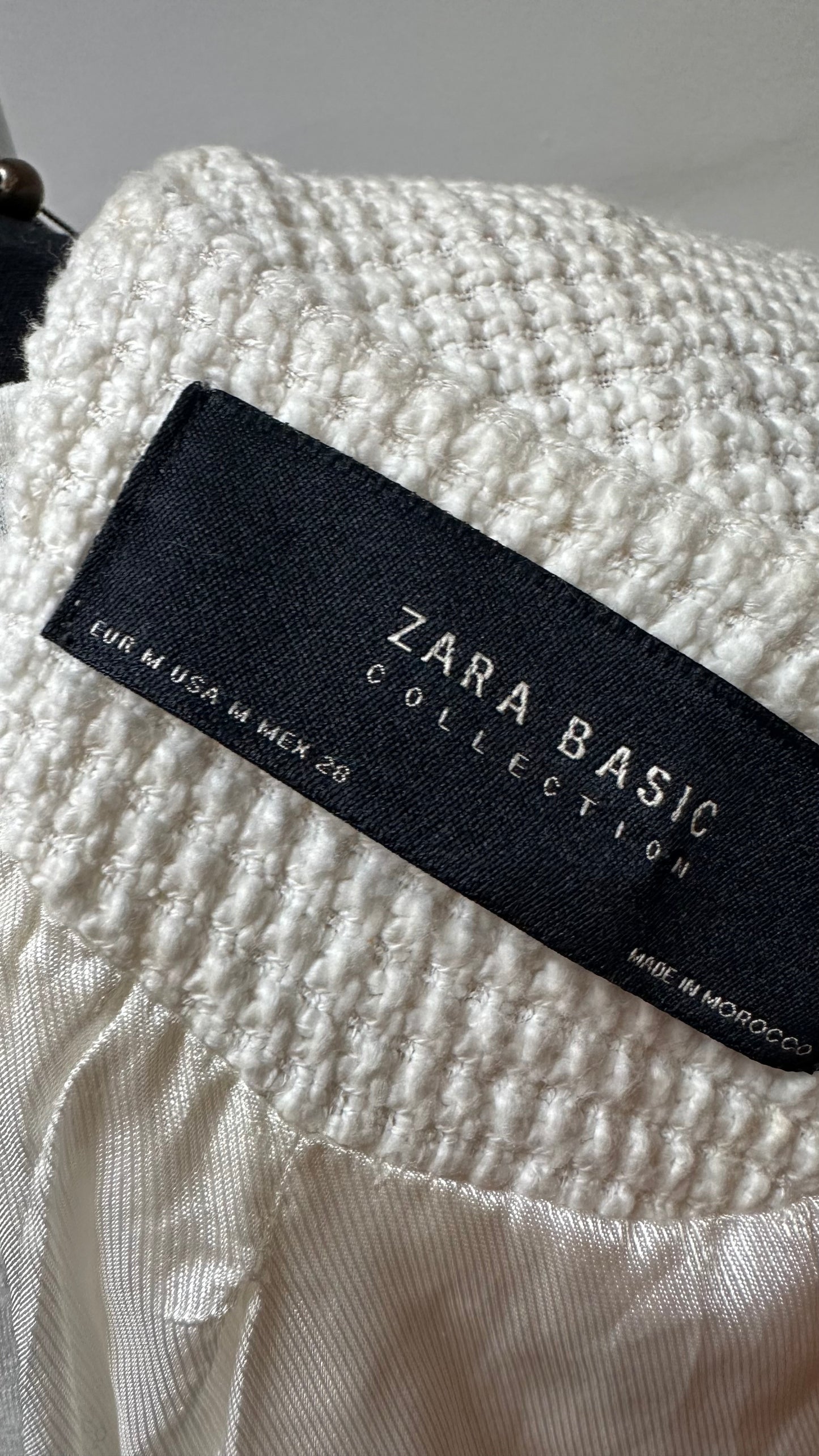 Zara Off White Blazer Size M Small Fitting