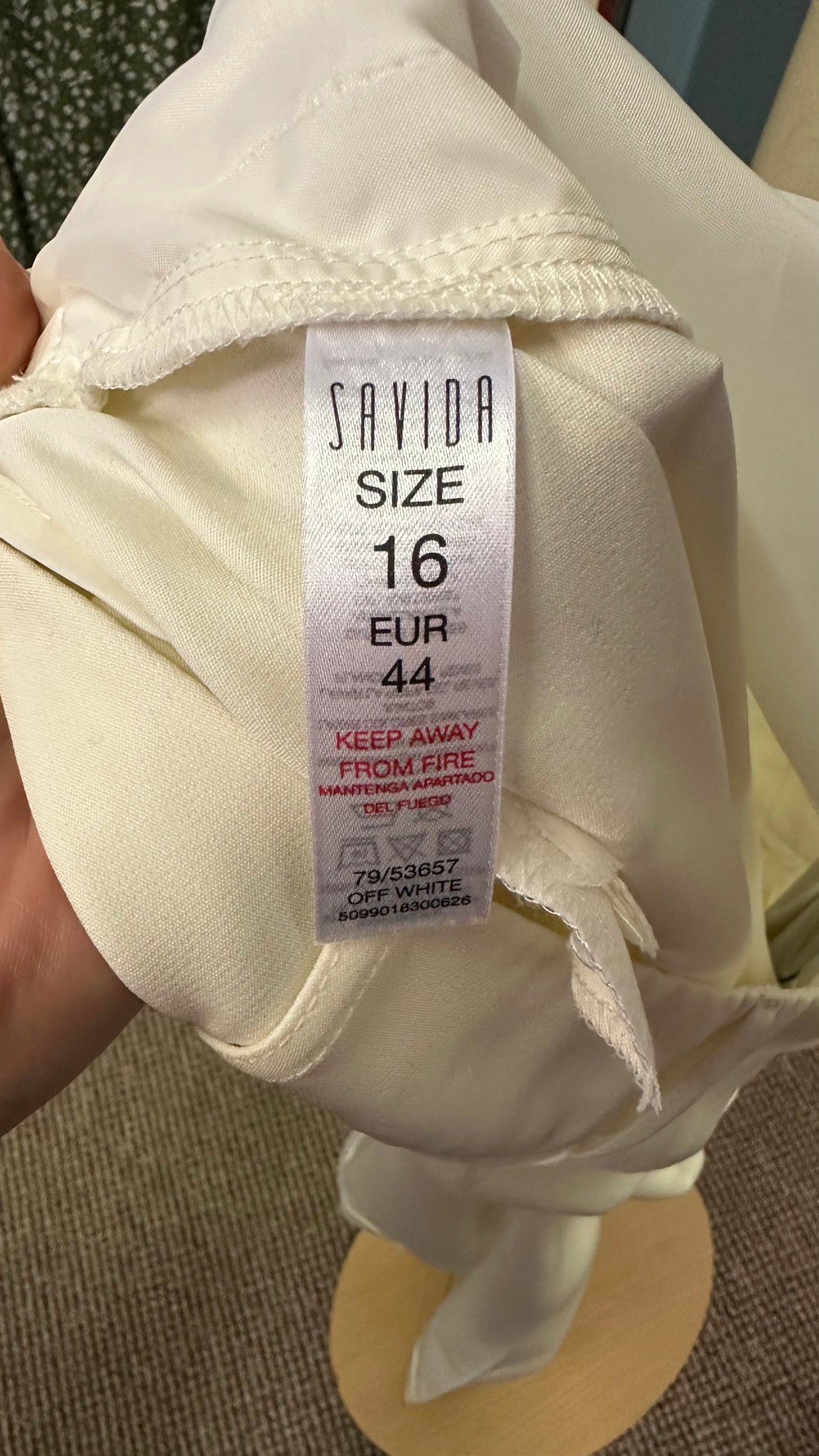 Savida Cream Cropped Trousers Size 16