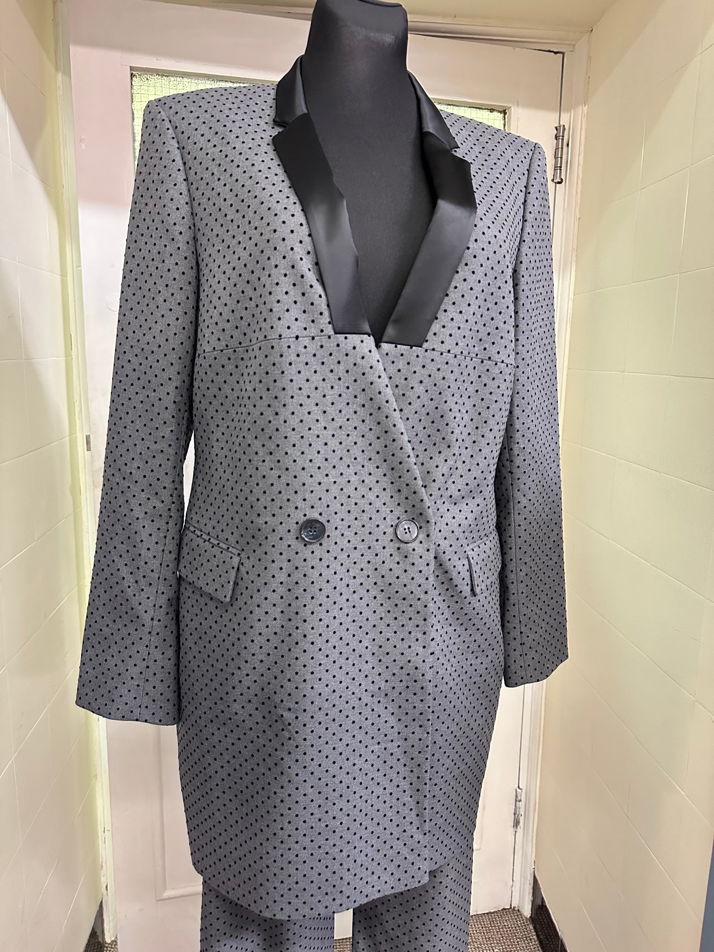 Ana Sousa, Vintage Designer 2 Piece Suit, New with Tags, Size 14