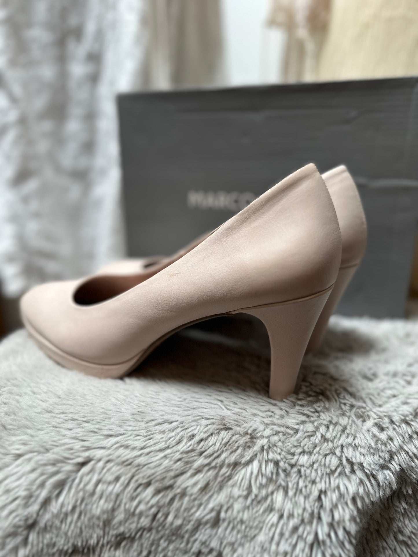Marco Tozzi Cream Plateau Pumps New with Box Size 41
