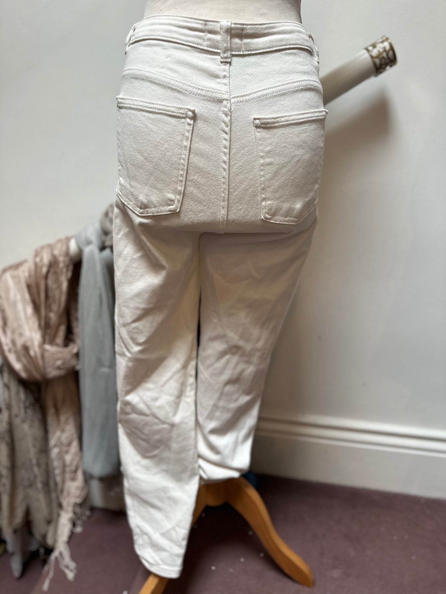 Savida White Jeans Size 12 97% Cotton 3% Elastan
