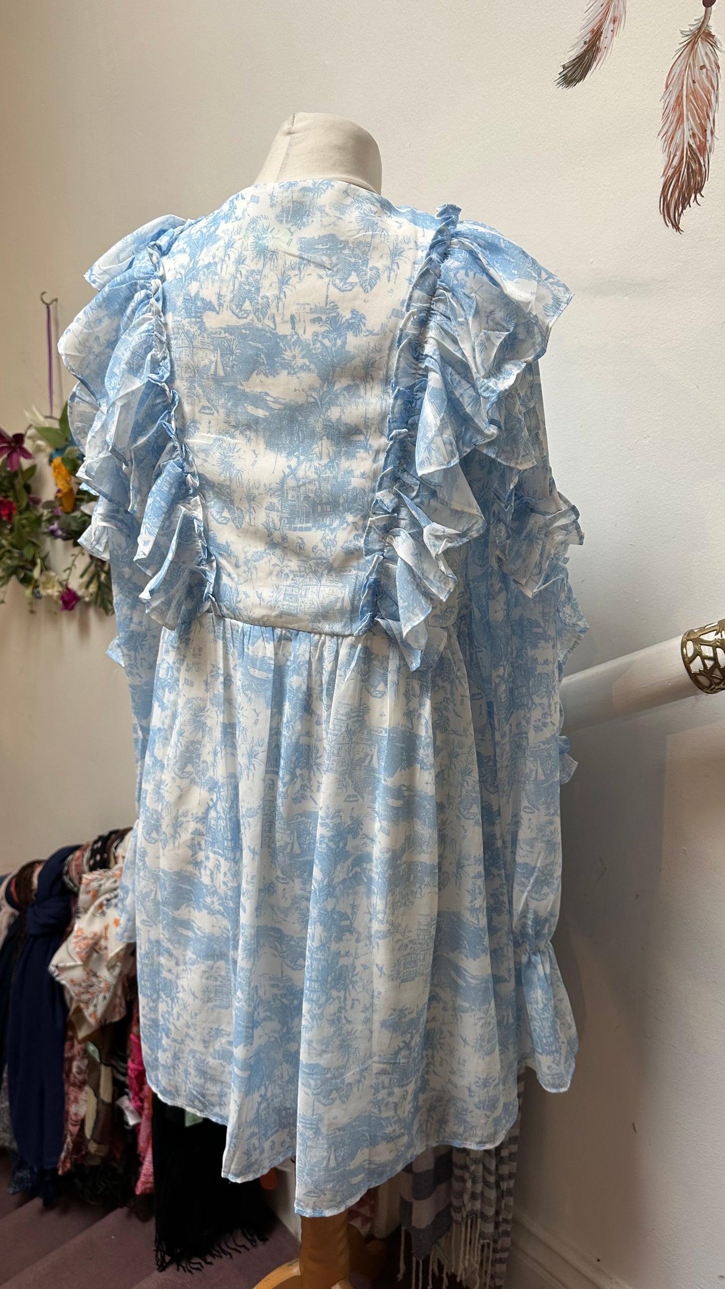 In the Style Blue/White Smok Dress Size 10