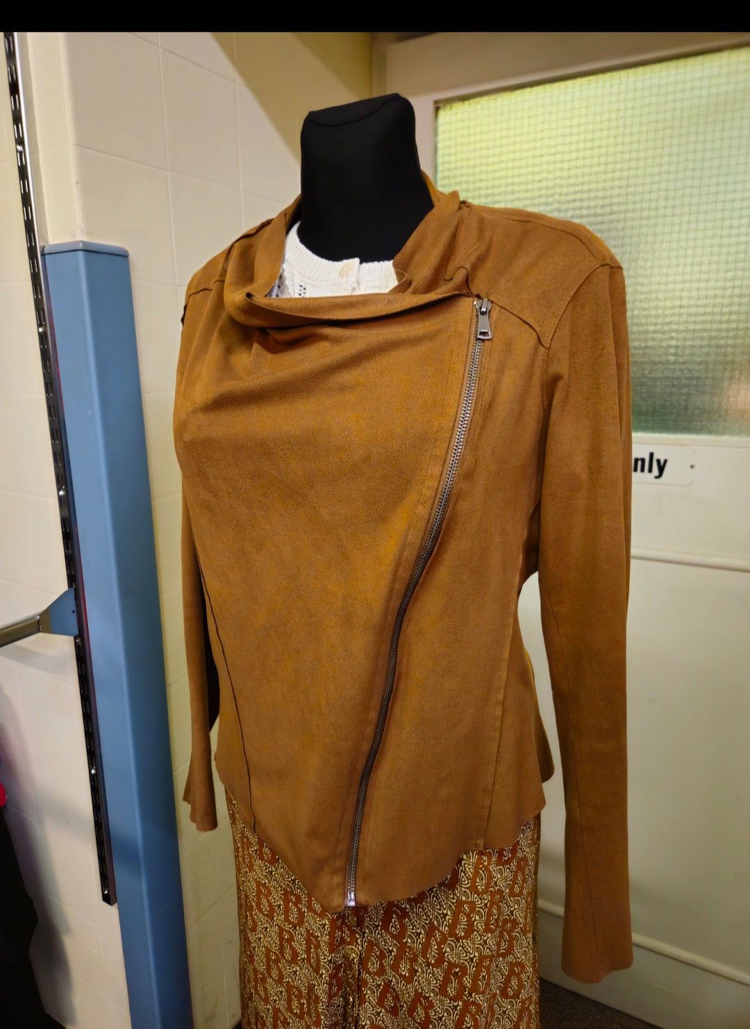 Gallery, waterfall style jacket, size 14