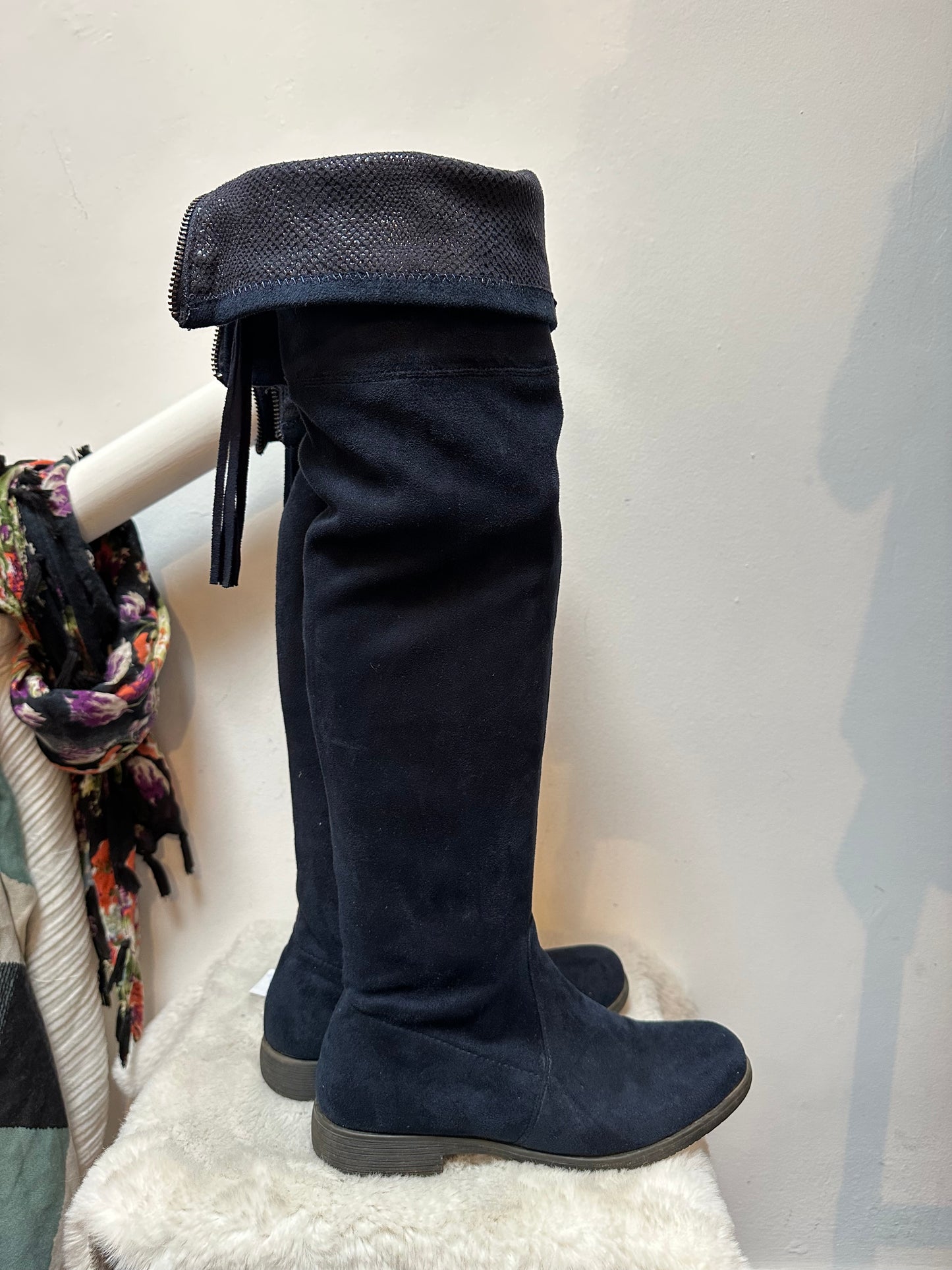 Designer Roberto Navy Knee High/Overknee Boots Size 6