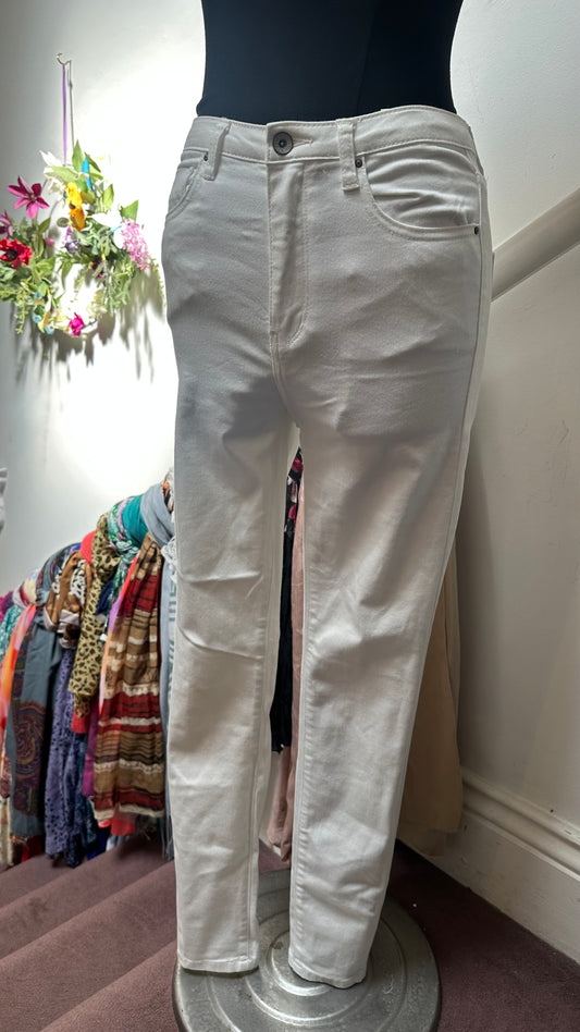 Toxik White Skinny Jeans New with Tags Best Fit Size 8