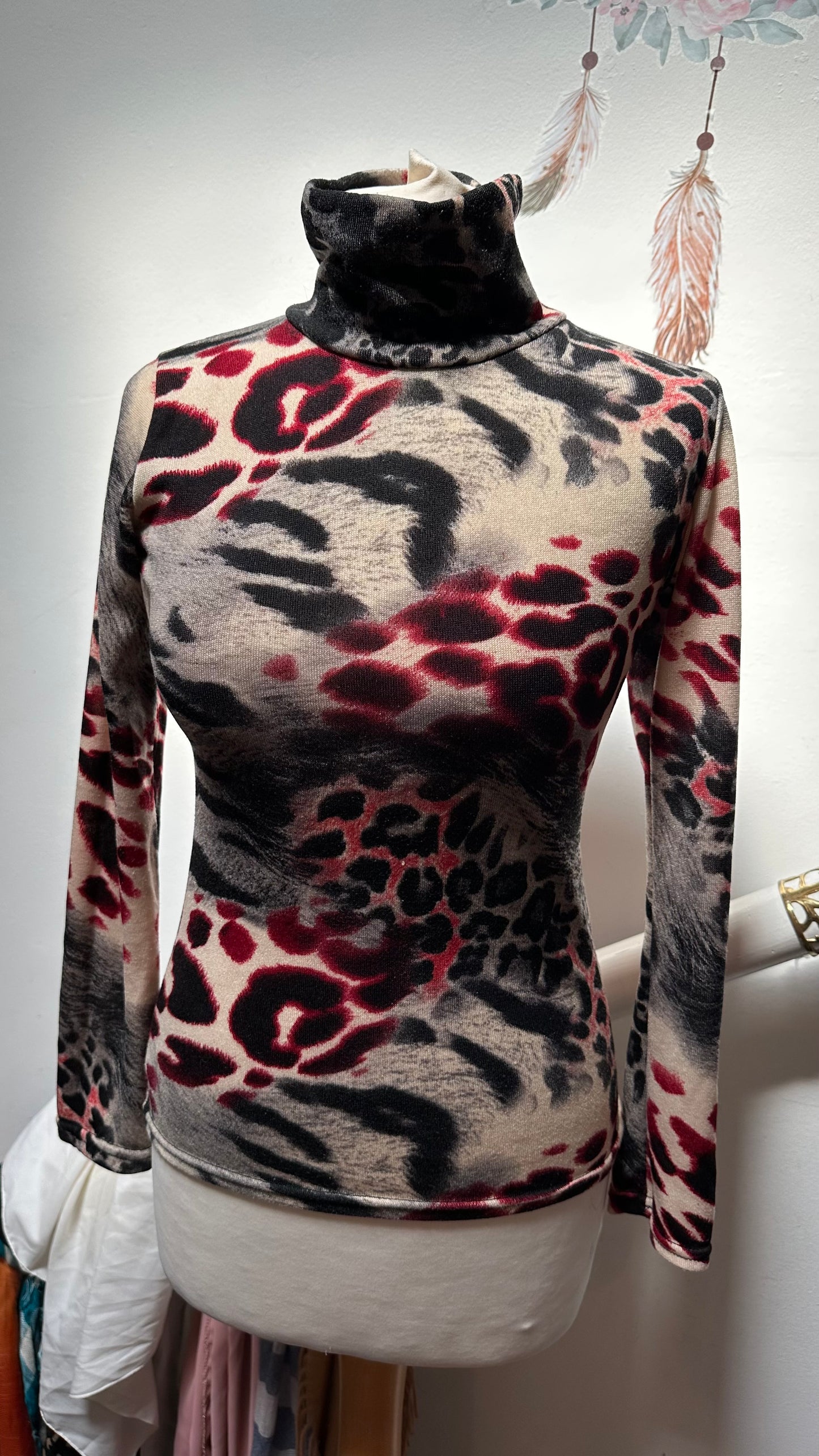 J’aime La Vie High Neck Top Size S