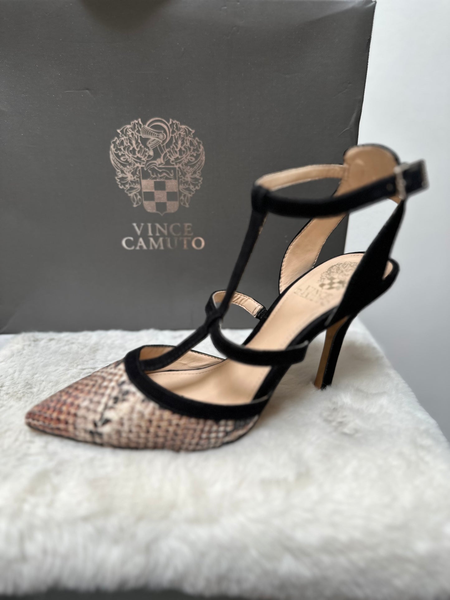 Designer Vince Camuto, New in Box, Size 4, RRP €160, some marks on the heels, hence the price but not going to be noticeable when in wear