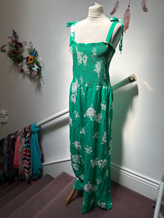 New Look Green Jumpsuit Size 18