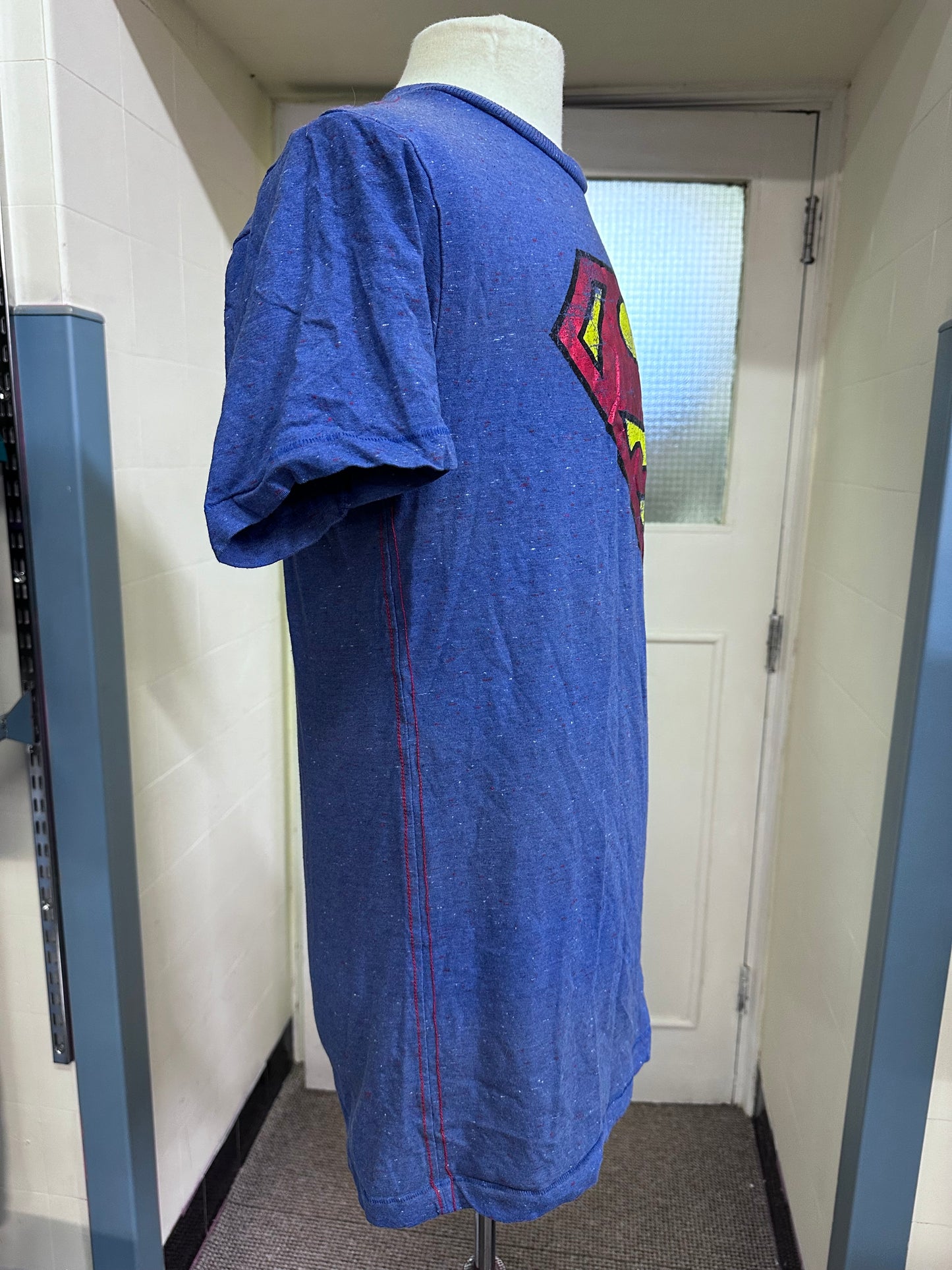 Superman T-Shirt Size XL