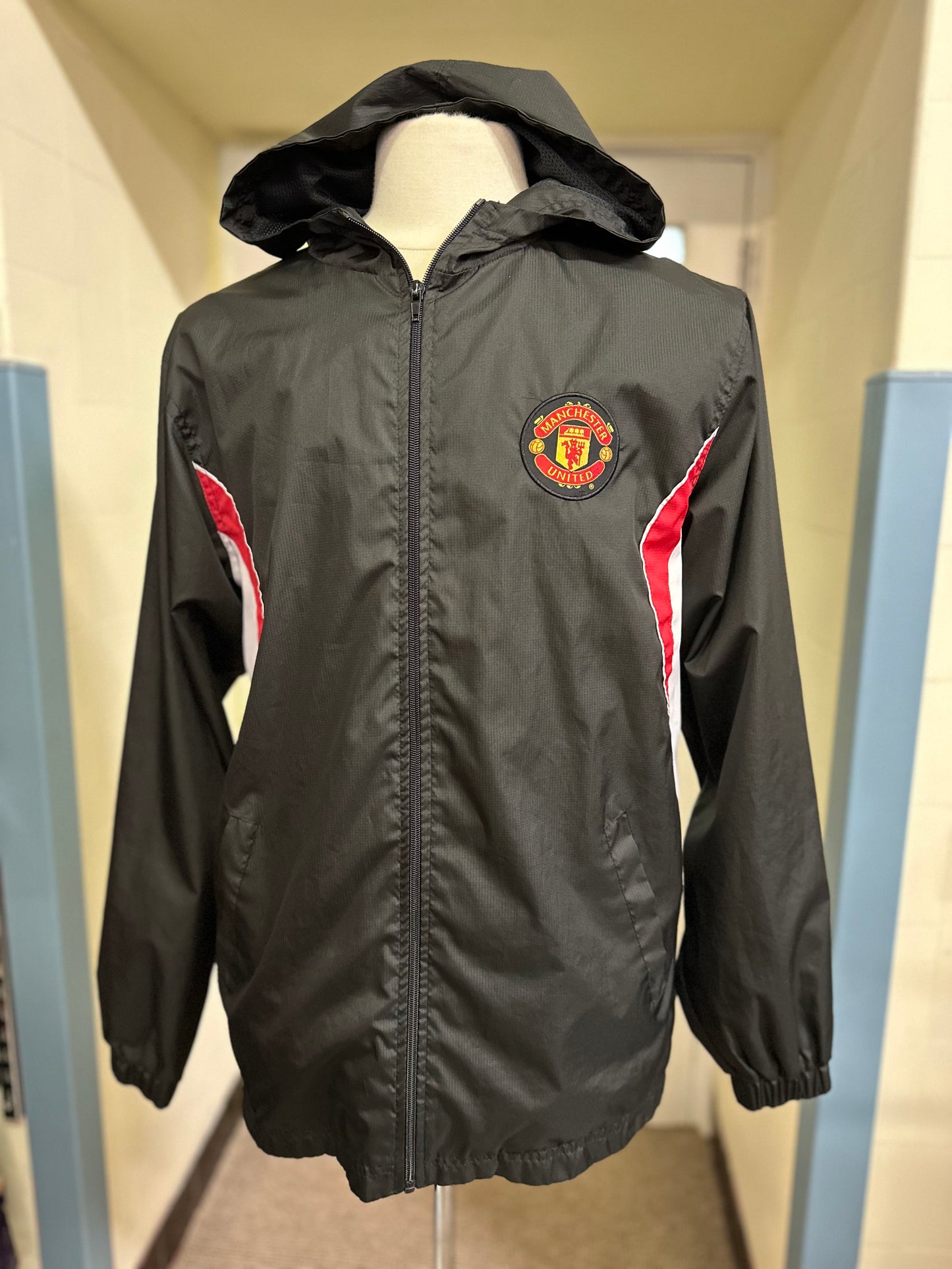 Man United Light Rain Coat, Size L