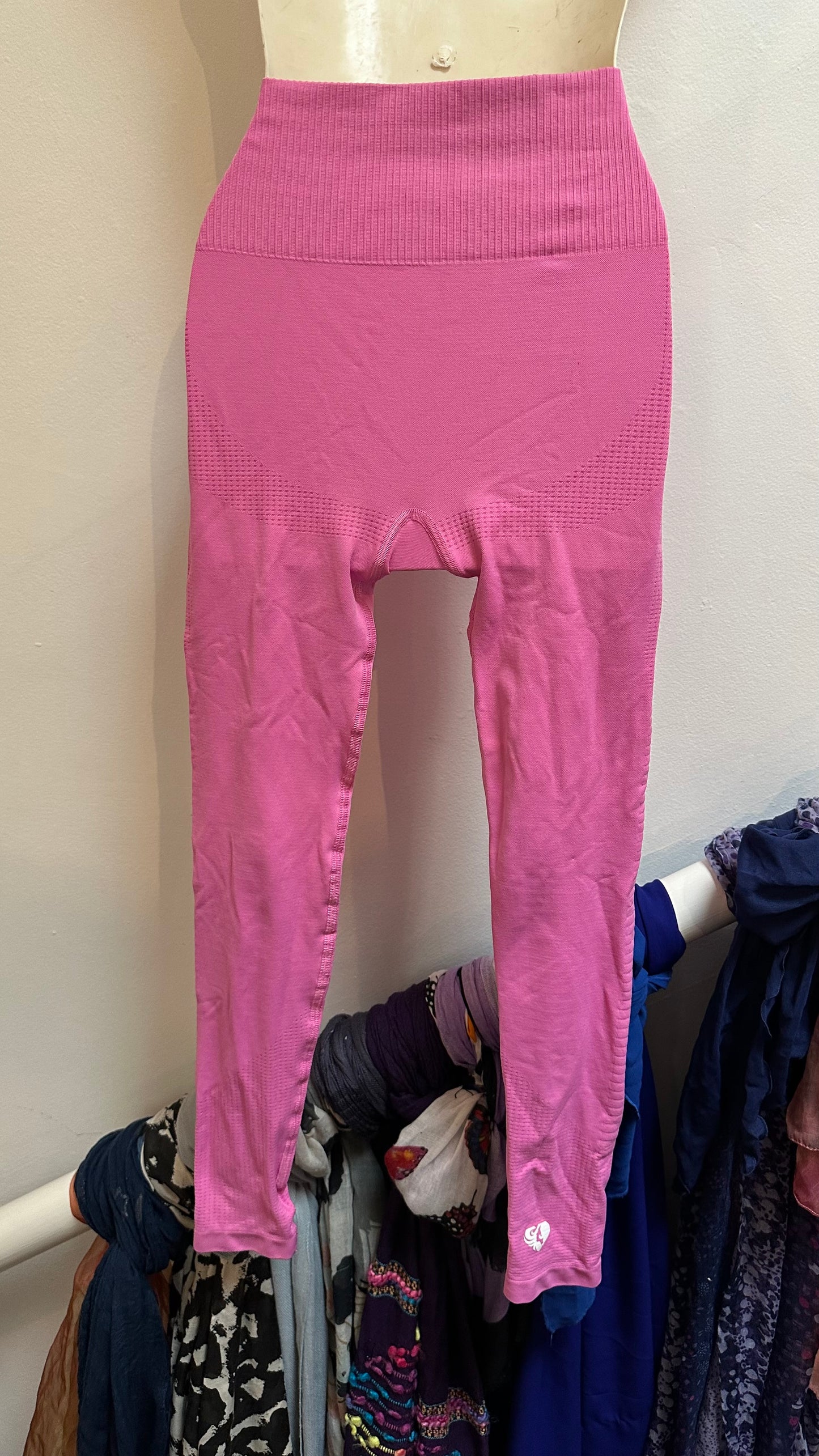 Women’s Secret Pink Sports Leggings Size S